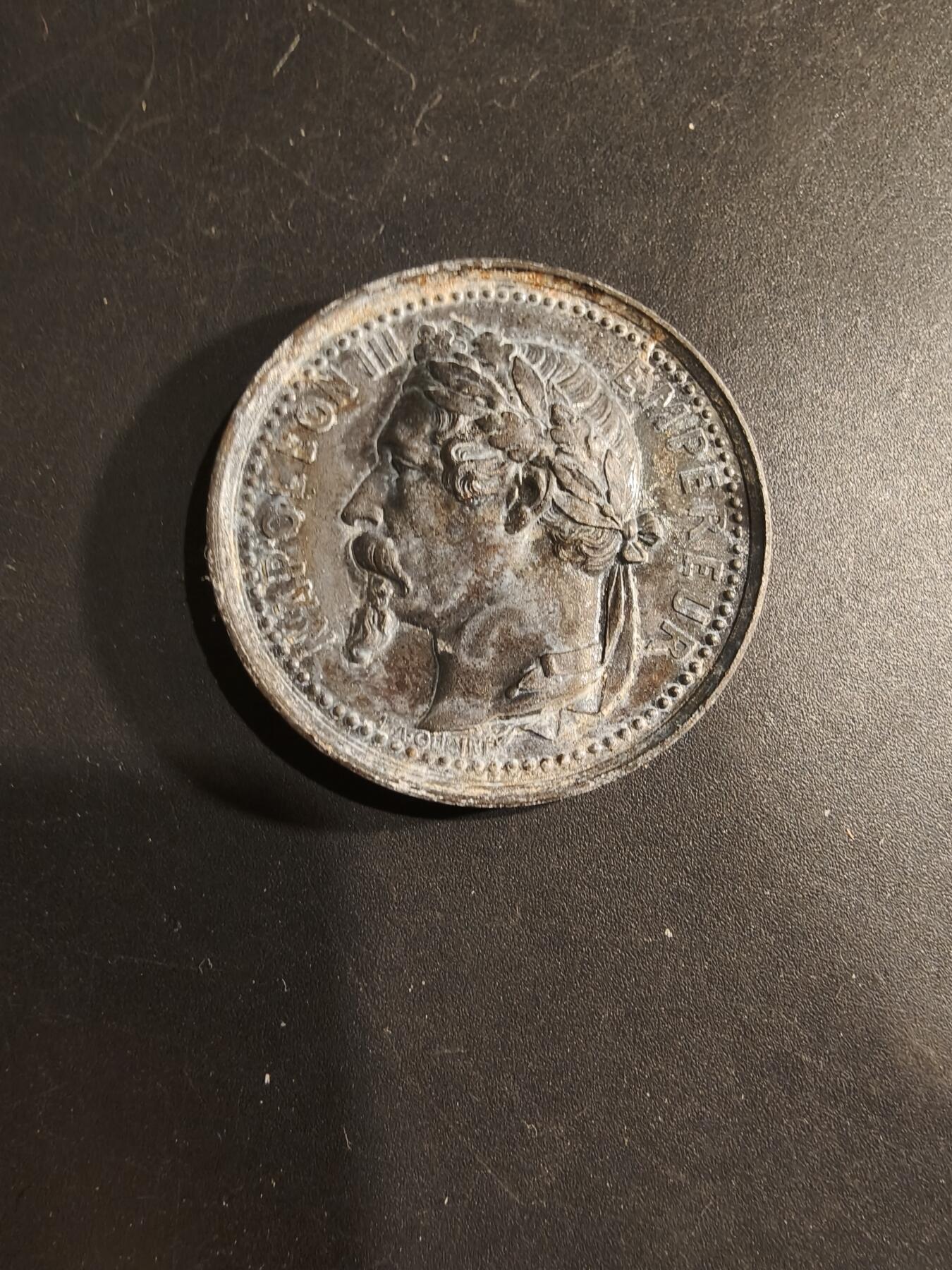 老王徽章第182期 1855年巴黎世界博览会纪念章    直径36mm    重量20.3g    锌质