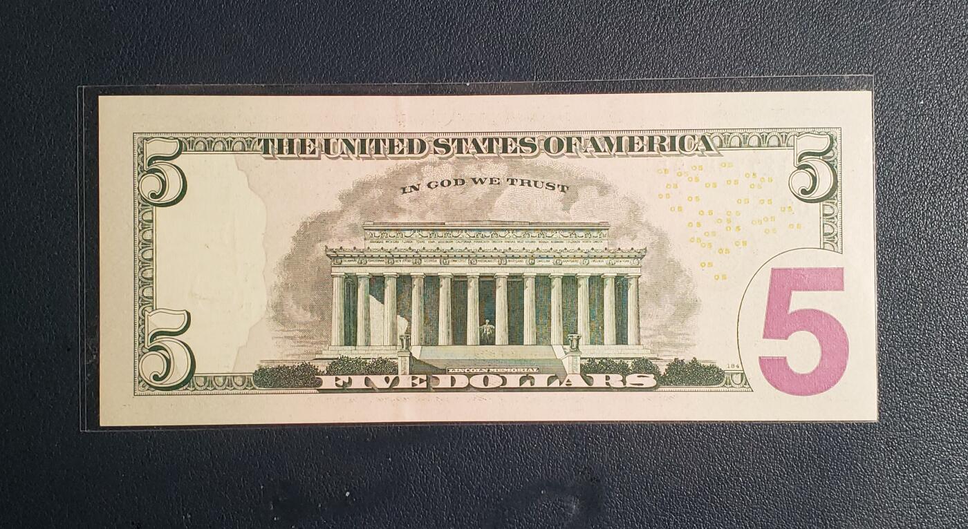 2013年版美国5美元纸币 林肯头像 全新未流通（发发号、双喜号）