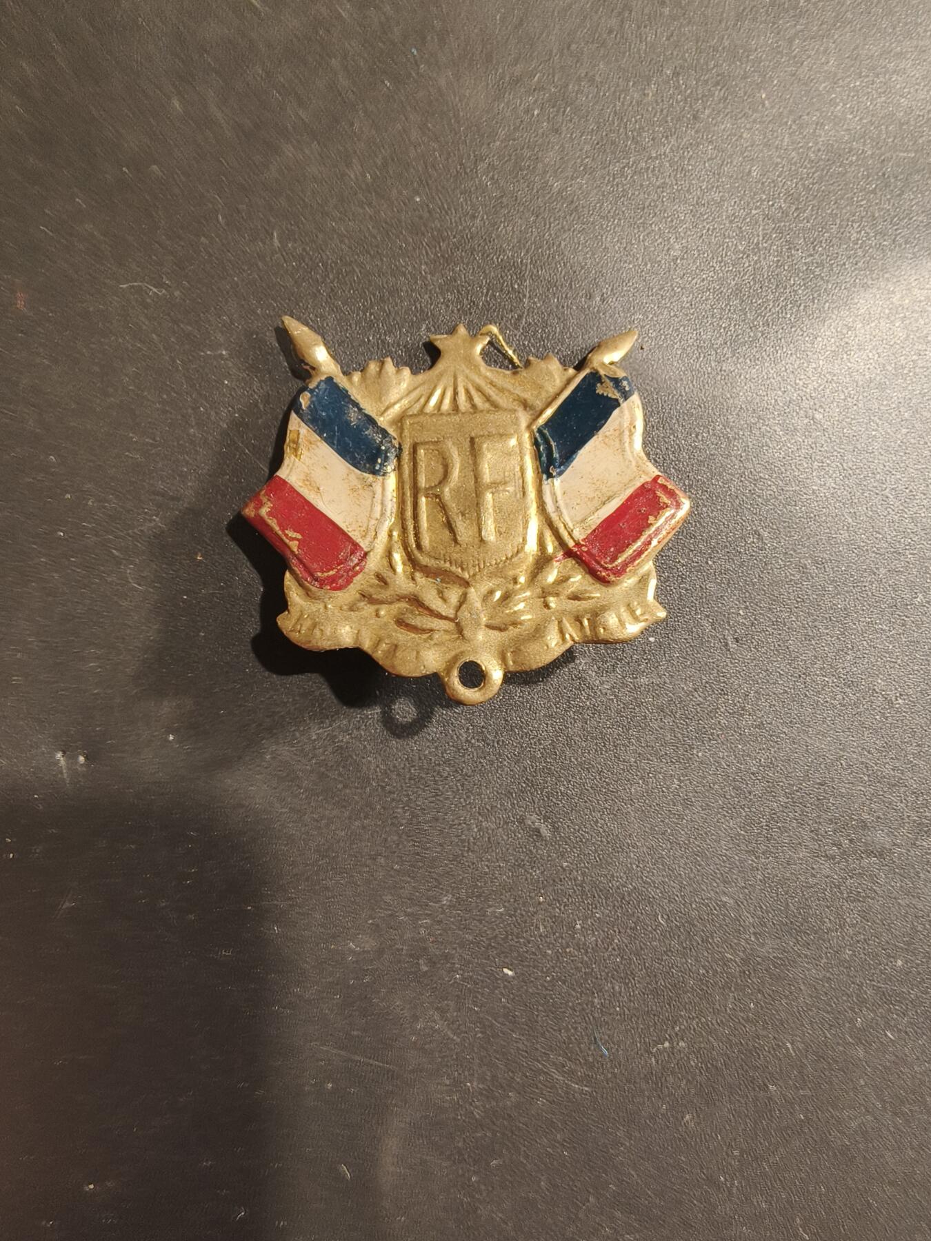 老王徽章第182期 法国陆军优秀服役勋饰