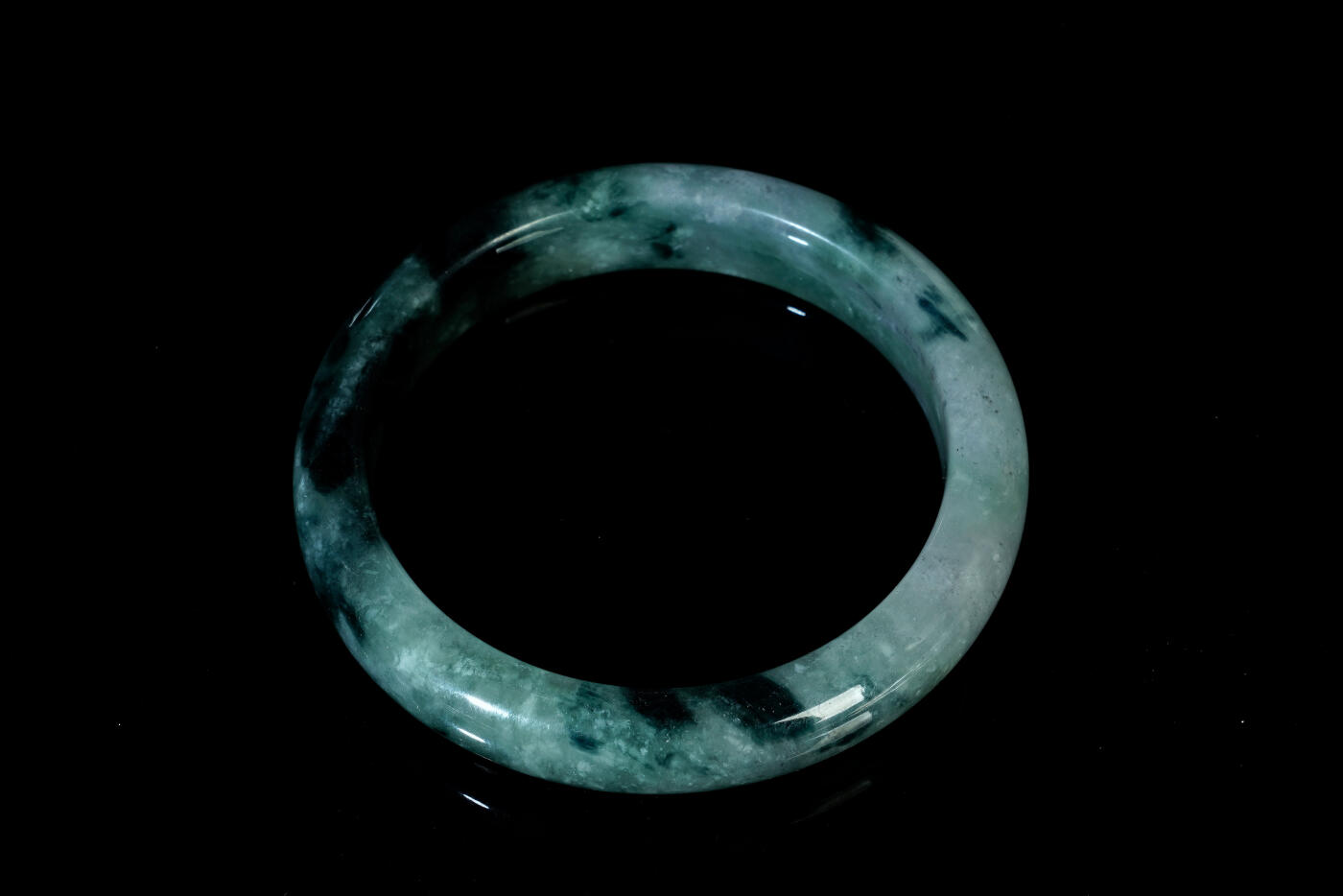 上海都达杂项专场三十一【全场包邮】  天然冰绿花翡翠手镯89-44