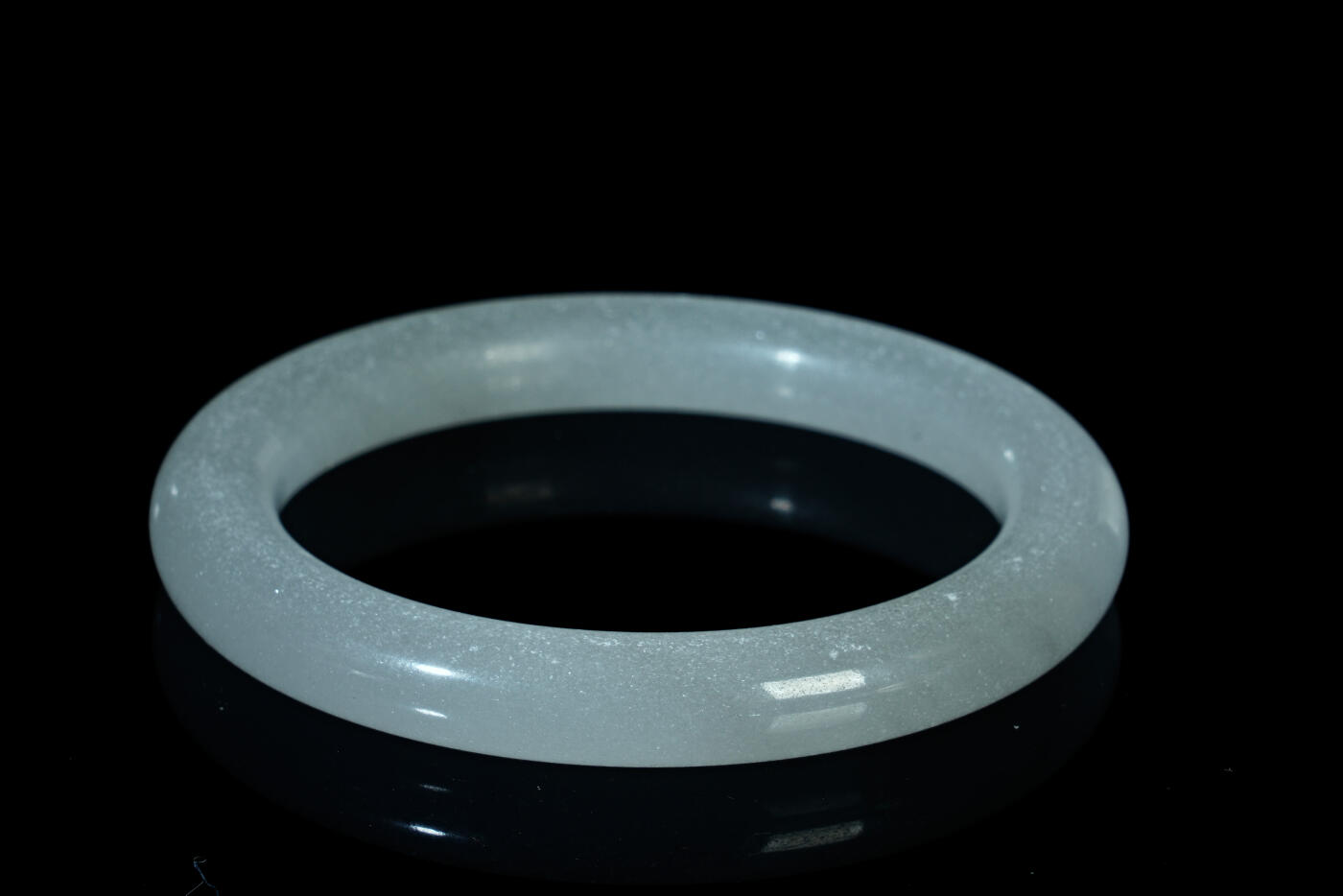 上海都达杂项专场三十一【全场包邮】  金丝玉 圆条手镯89-50