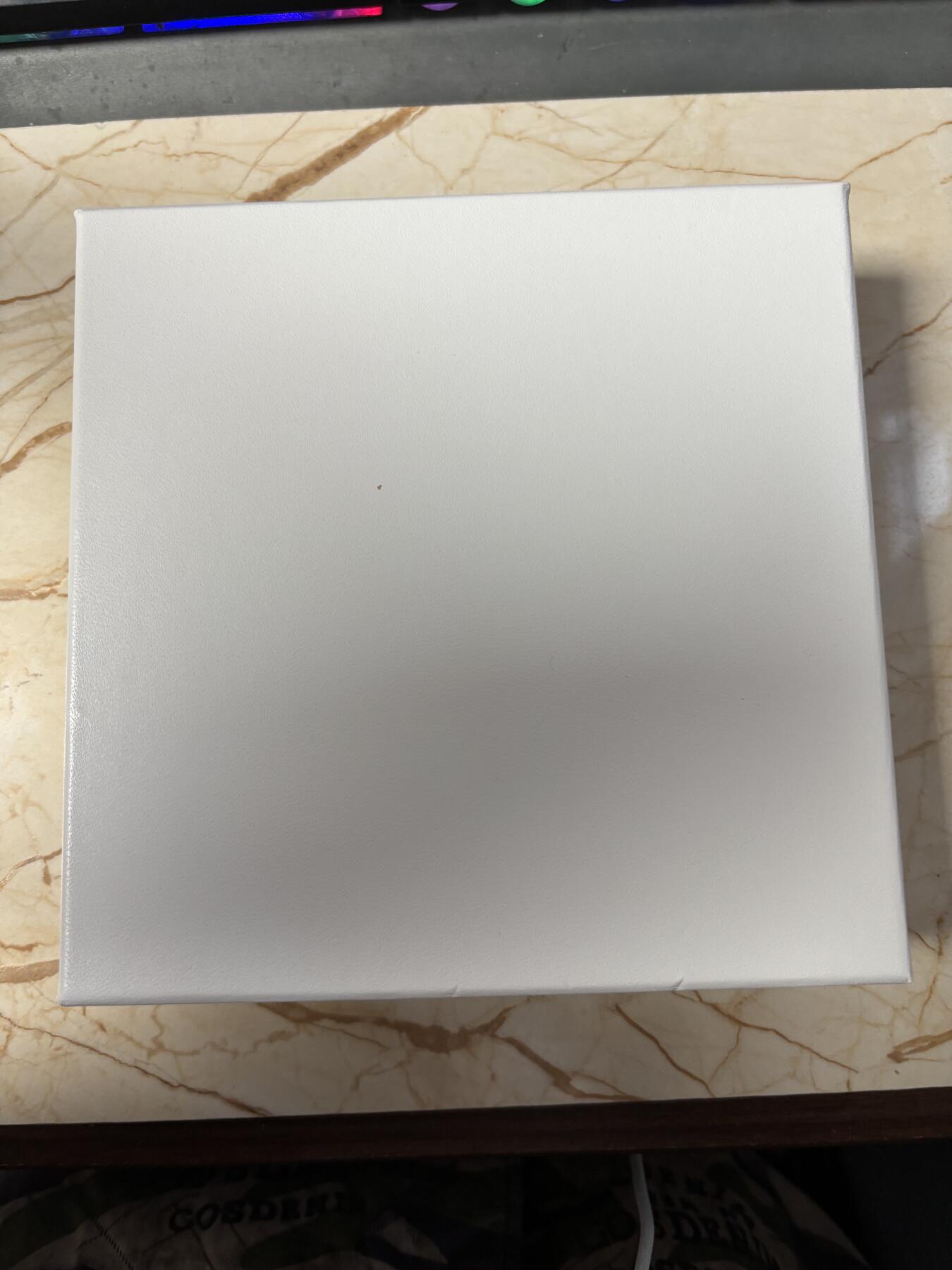 第191期拍卖 所罗门2025年镶嵌牡丹花2盎司纪念银币，999银，发行1500枚