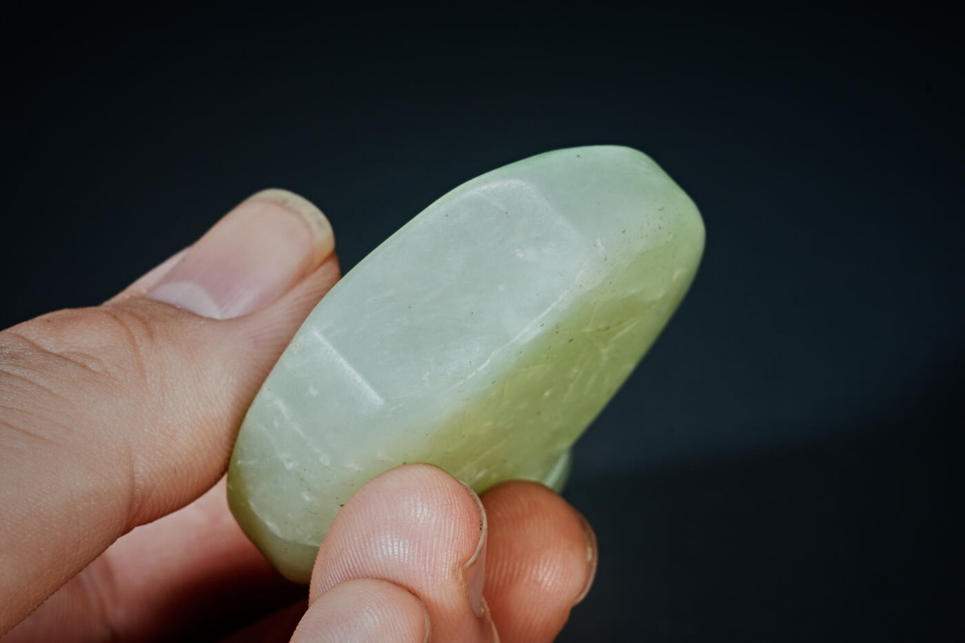 上海都达杂项专场三十一【全场包邮】  古玉鼻烟壶89-76