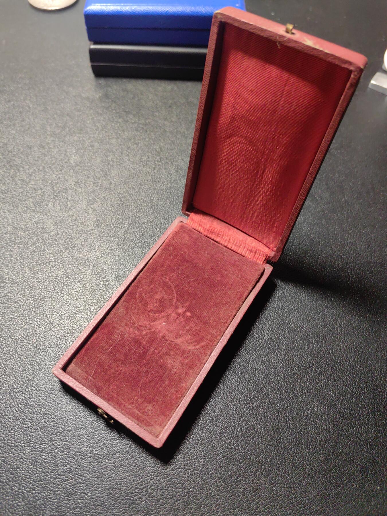 靖甫拍卖第四场 法国勋奖章原盒 3