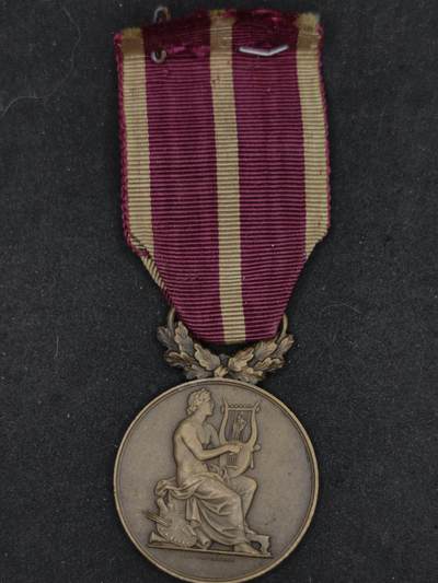 凯旋世界勋赏（持续上新中）（第22期新年大拍）（欢迎送拍）（对拍品有疑问请询问客服，不接受到手刀，出价默认拍品品相。请认真阅读拍卖规则！出价默认已认可！）（收到货请录制开箱视频，无视频概不处理问题。） - 音乐协会和合唱团荣誉奖章