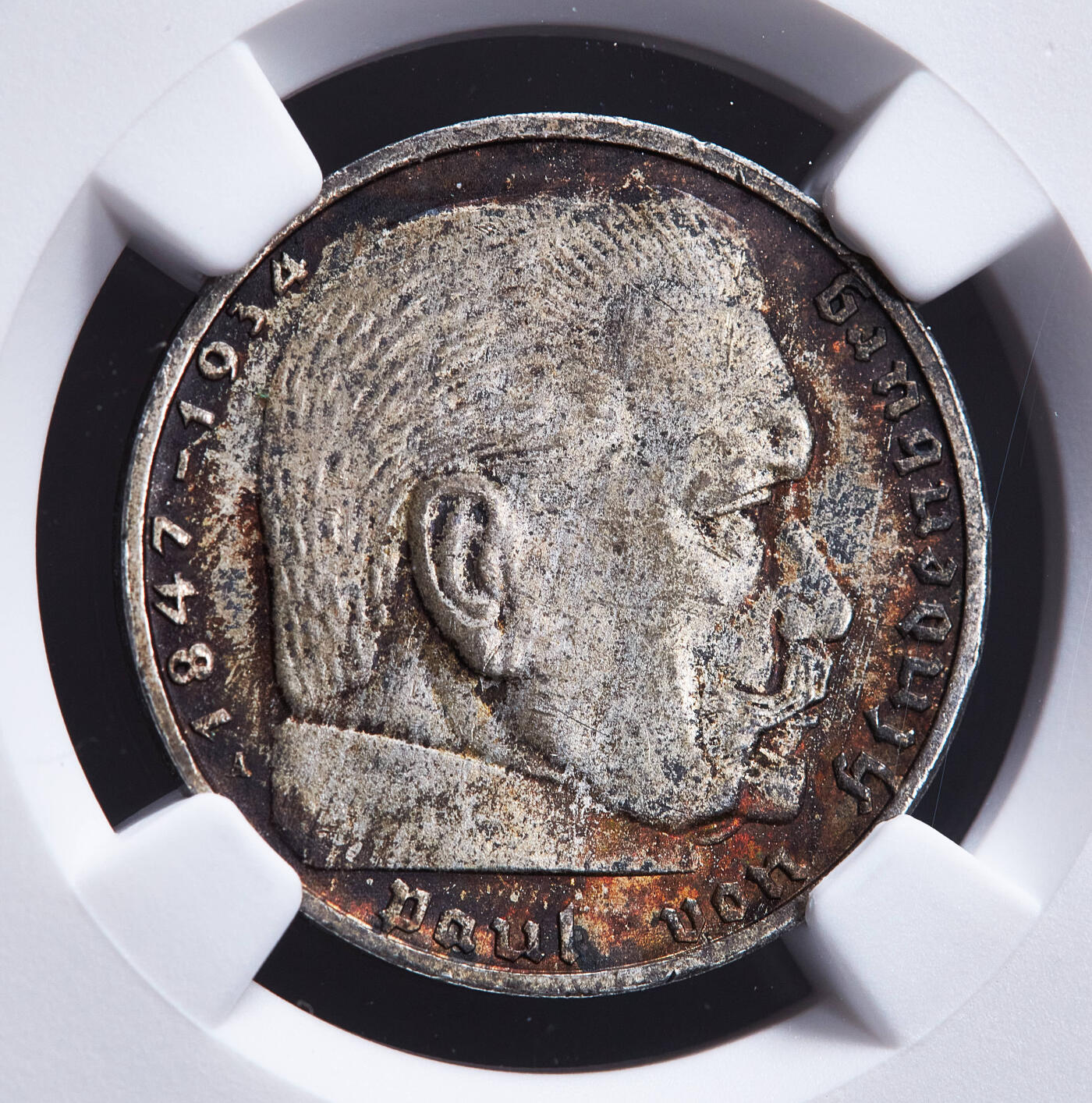 【俄甄集藏】马年新春第一拍 2026年(048)02-25星期三 晚 19:30 全场包邮 德国第三帝国1937年A版2马克银币，NGC MS64，五彩酱彩老包浆，原光品相，原图联系客服或至官网查询