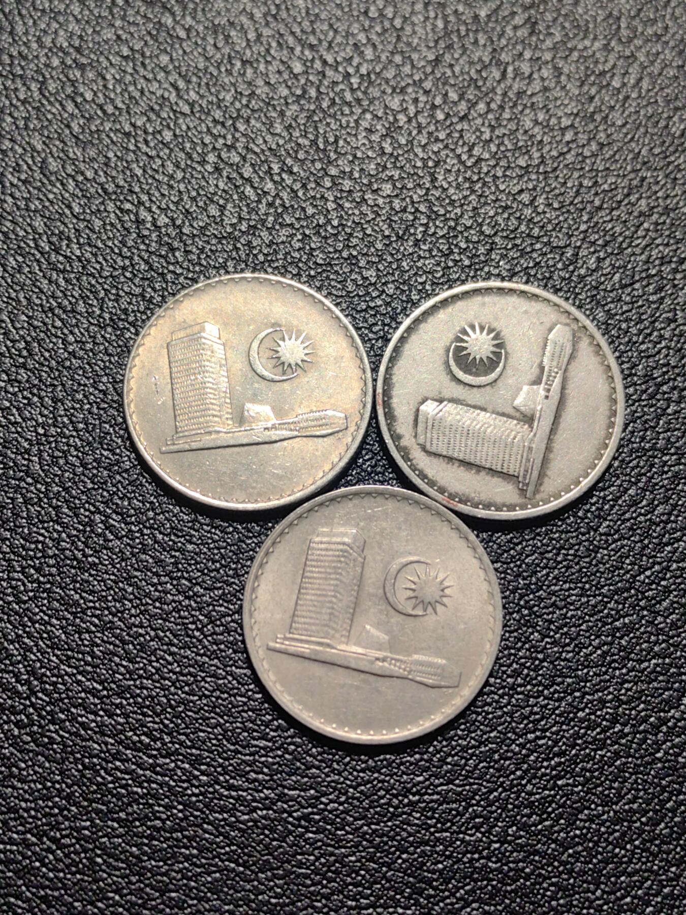 靖甫拍卖第四场 马来西亚10分三枚