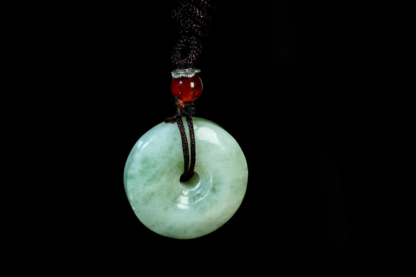 上海都达杂项专场三十一【全场包邮】  天然岫玉飘绿花平安扣89-118