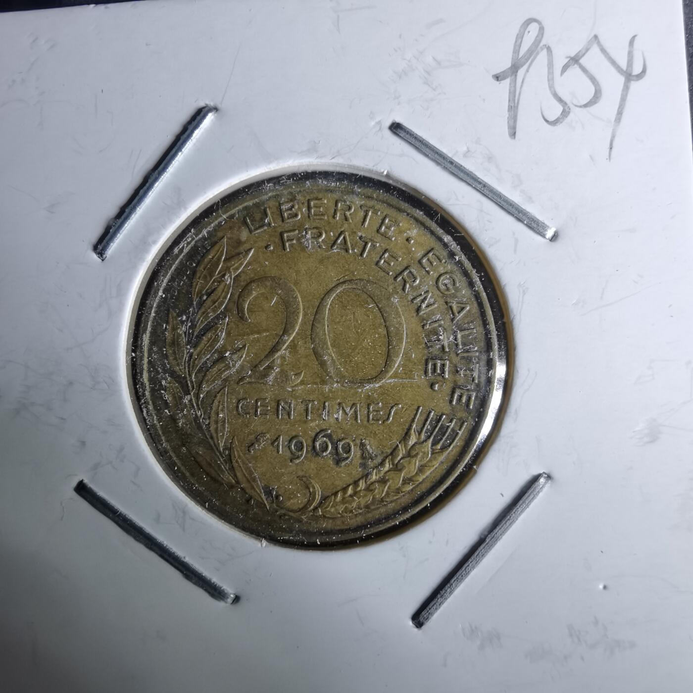 沼泽如烟--第993场 法国1969年20分