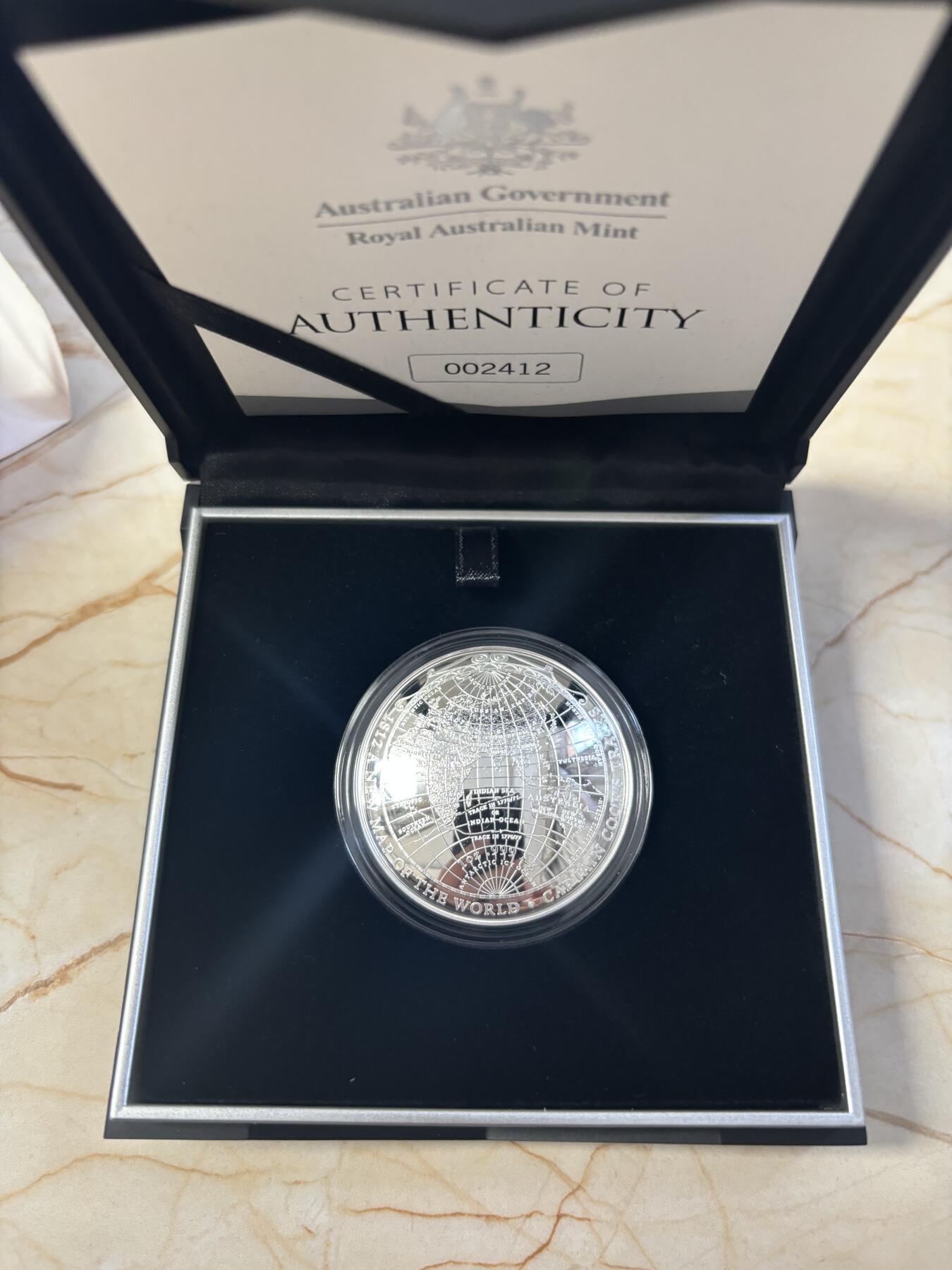 第191期拍卖 澳大利亚2019年1812年新世界地图曲面精制纪念银币，999银，发行5000枚