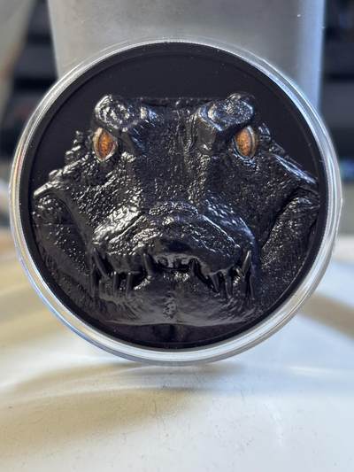 第191期拍卖 - 帕劳2023年夜间猎人系列凯门鳄曜石黑2盎司纪念彩银币，9999银，发行888枚