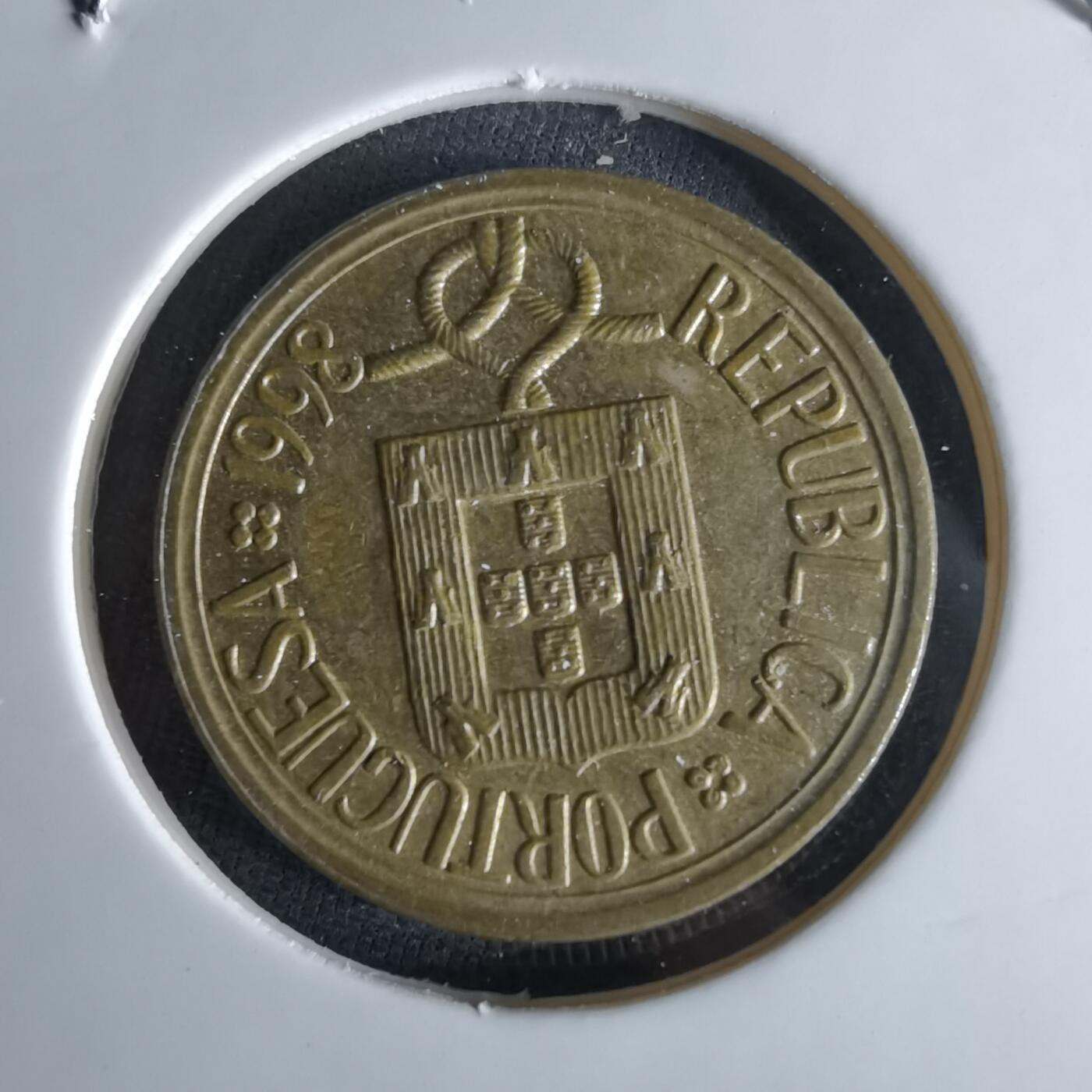 沼泽如烟--第994场 葡萄牙1998年5埃斯库多