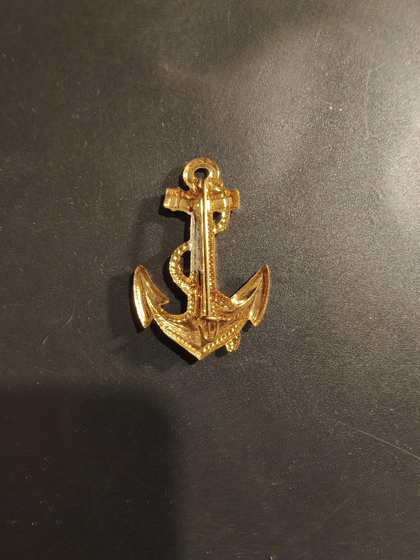 老王徽章第182期 法国海军证章