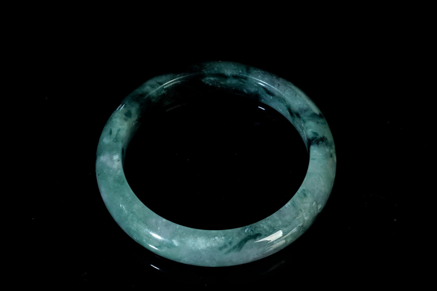 上海都达杂项专场三十一【全场包邮】  天然冰绿花翡翠手镯89-44