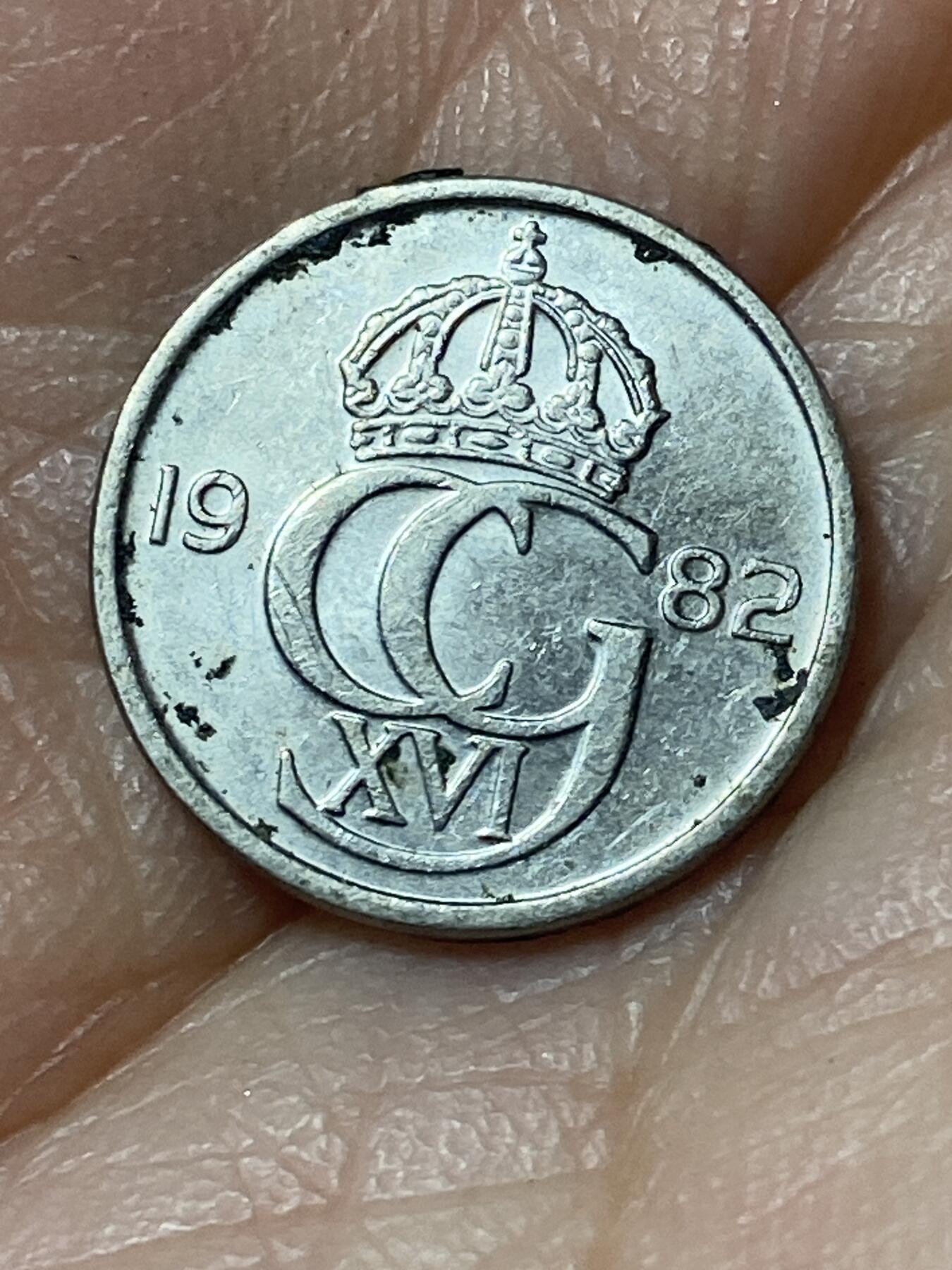 2026年第二十四场(总第一百九十三场）外国好品散币场(免佣金) 瑞典🇸🇪1982年10欧尔(卡尔十六世古斯塔夫时期)