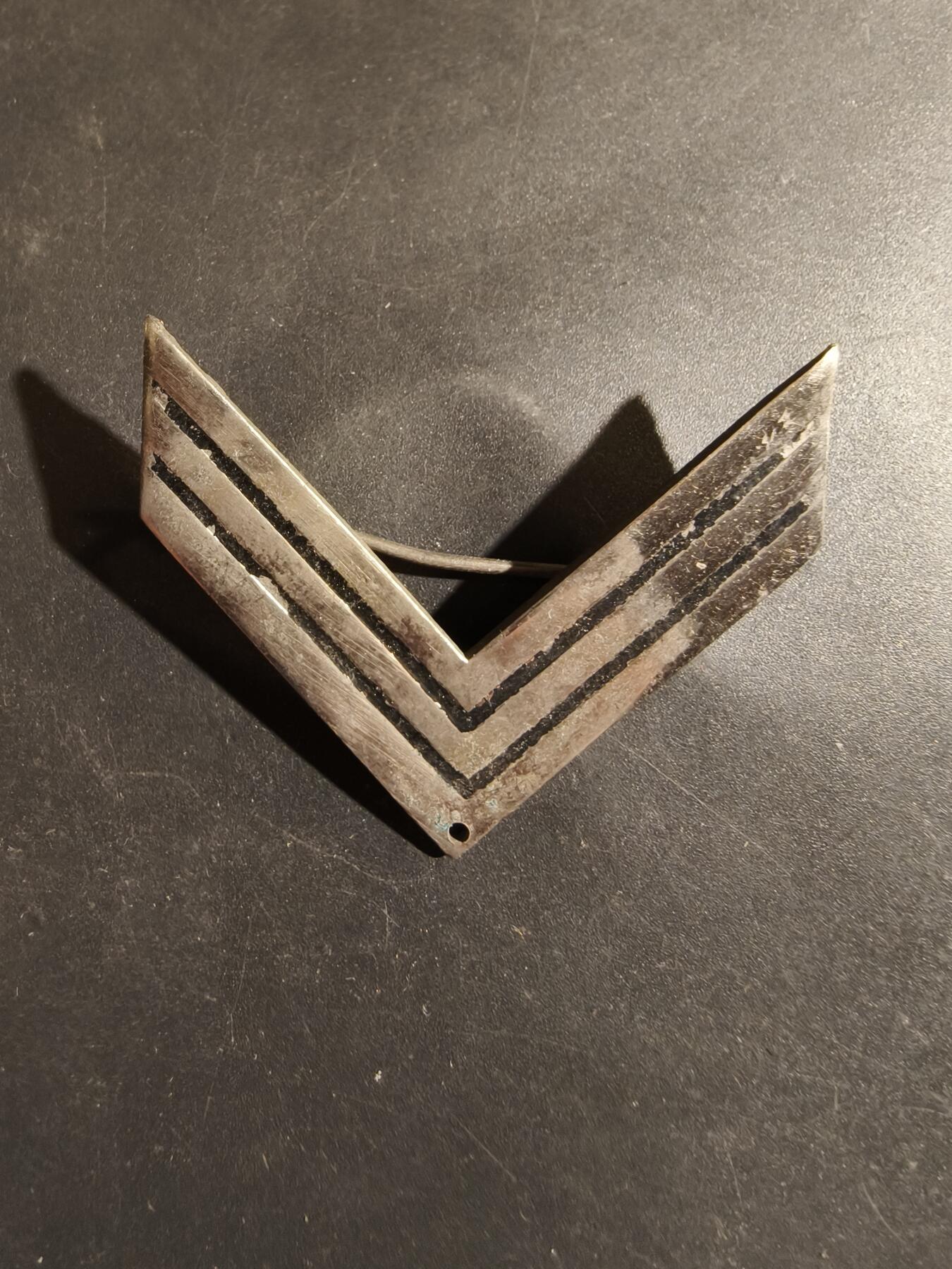 老王徽章第182期 法国中士金属军衔