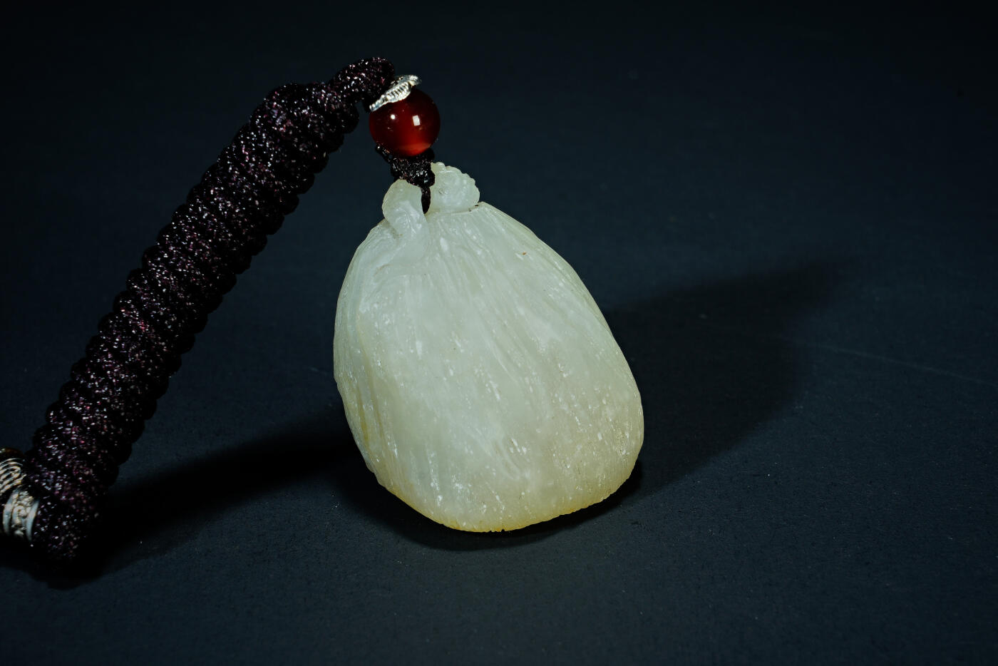 上海都达杂项专场三十一【全场包邮】  天然和田玉精雕《莲蓬》挂件89-95