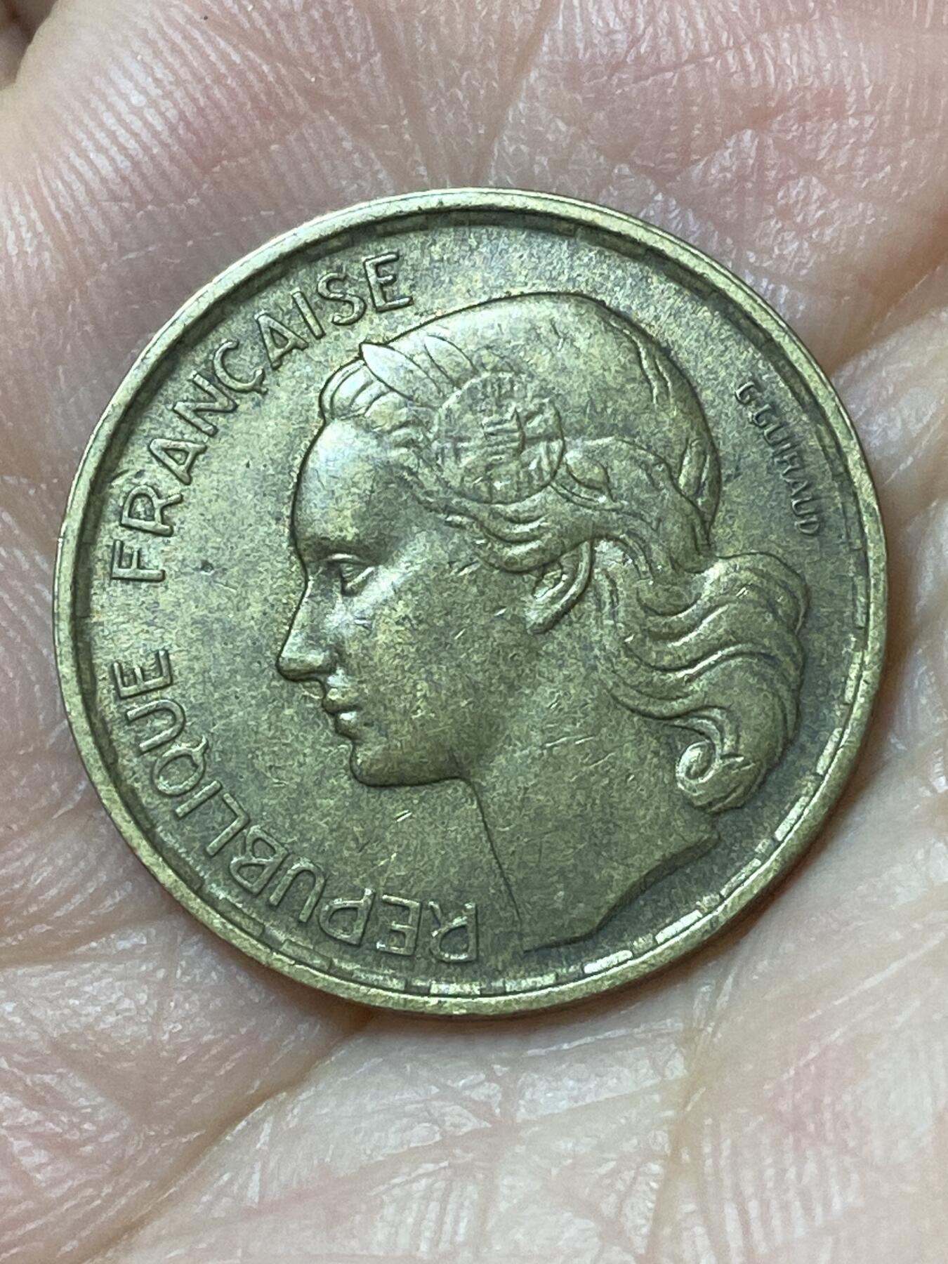 2026年第二十五场(总第一百九十四场）外国好品散币场(免佣金) 法兰西第四共和国1951年20法郎