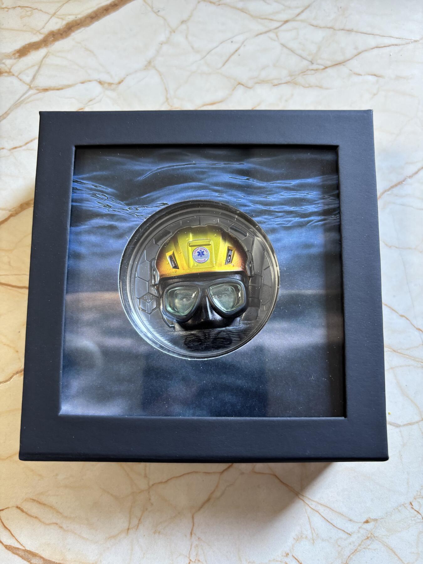 第191期拍卖 库克2023年真正的英雄系列海岸警卫队3盎司彩银币，999银，发行850枚