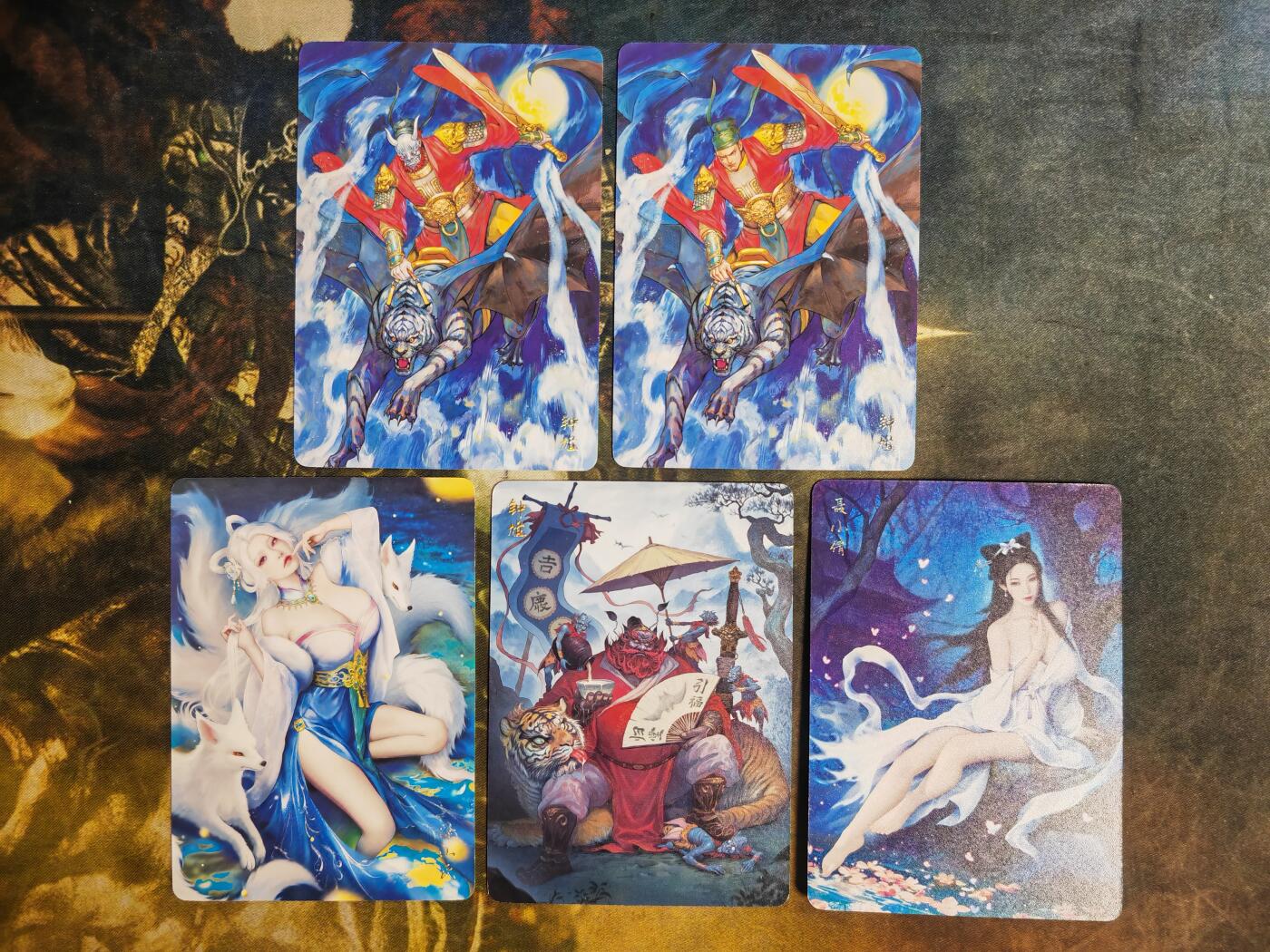 周四第100期阳大大卡牌拍卖第100期（持续收拍品，周六晚上九点截拍，进群福利早知道）