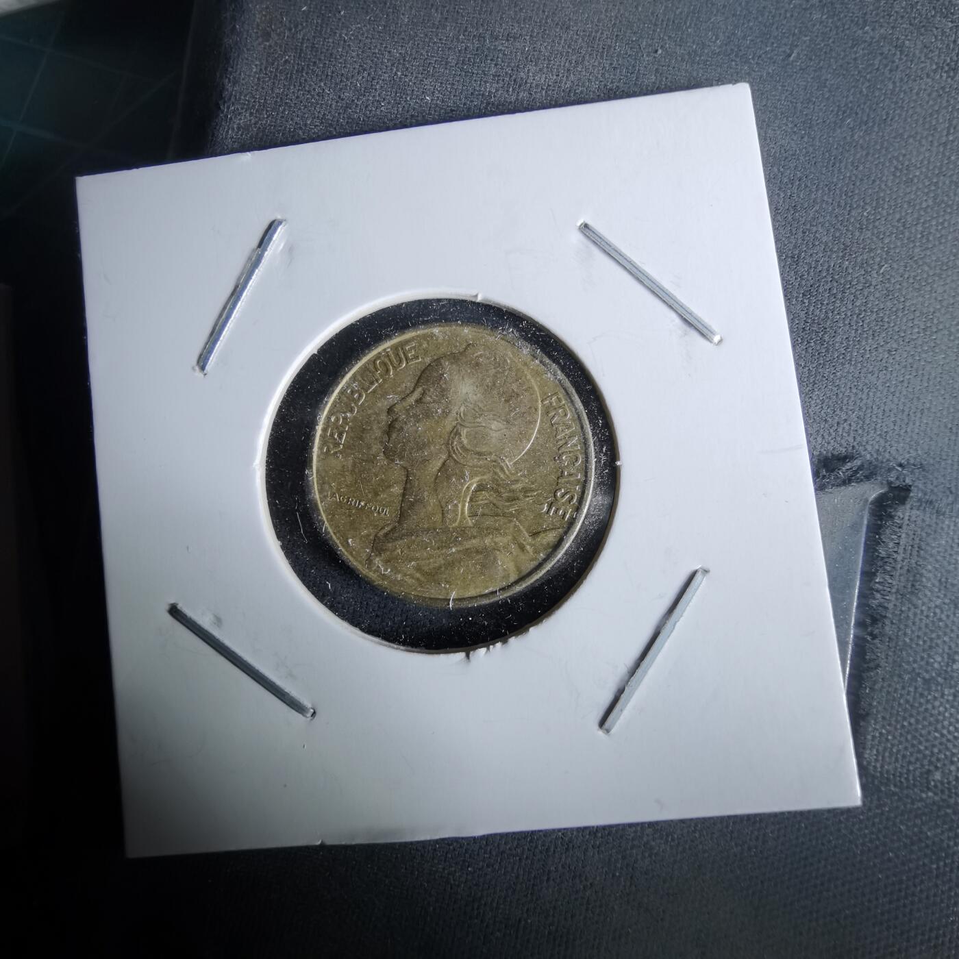 沼泽如烟--第993场 法国1977年十分