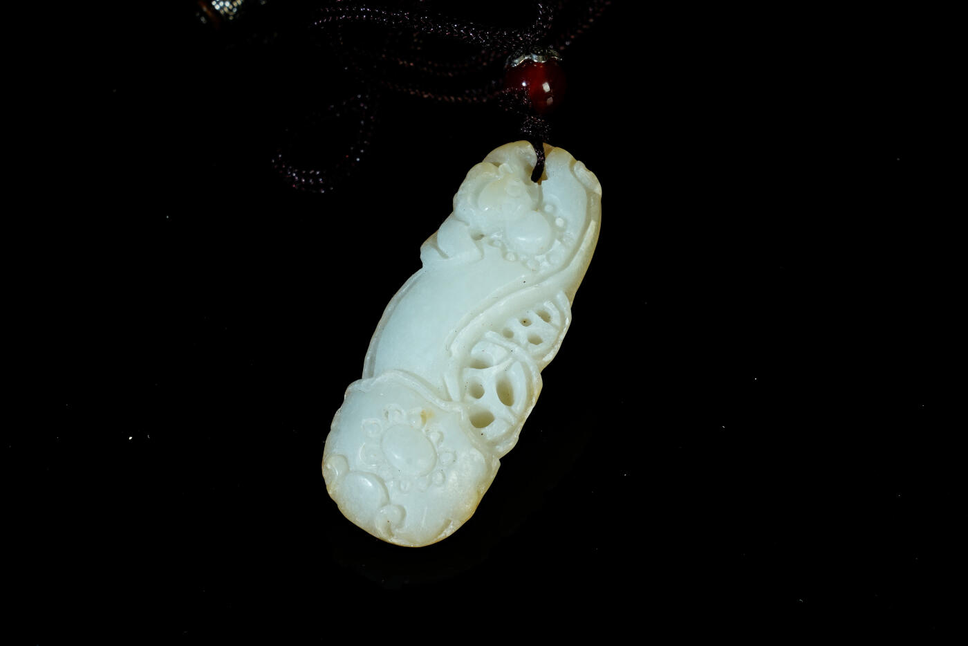 上海都达杂项专场三十一【全场包邮】  天然和田玉精雕《幸福如意》挂件 89-100