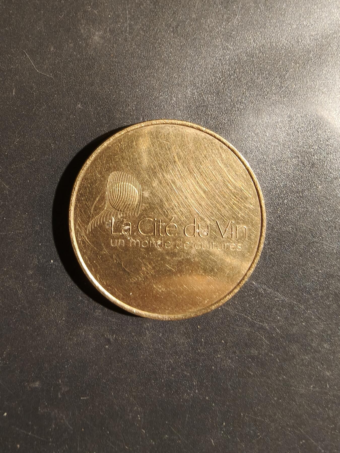 老王徽章第182期 法国波尔多市葡萄酒之城纪念章