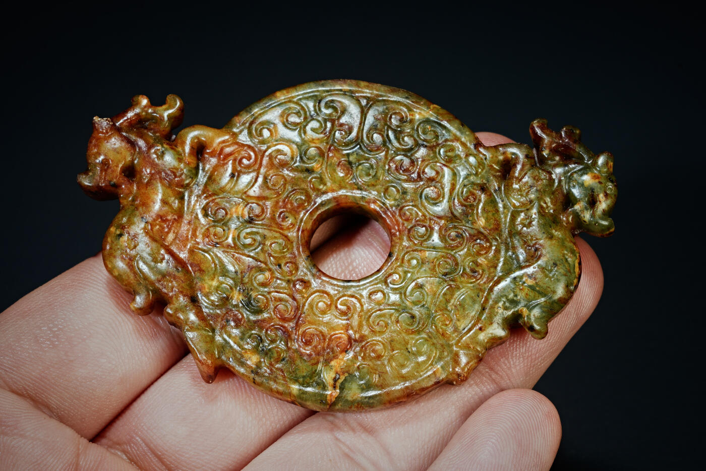 上海都达杂项专场三十一【全场包邮】  古玉双龙玉璧89-85