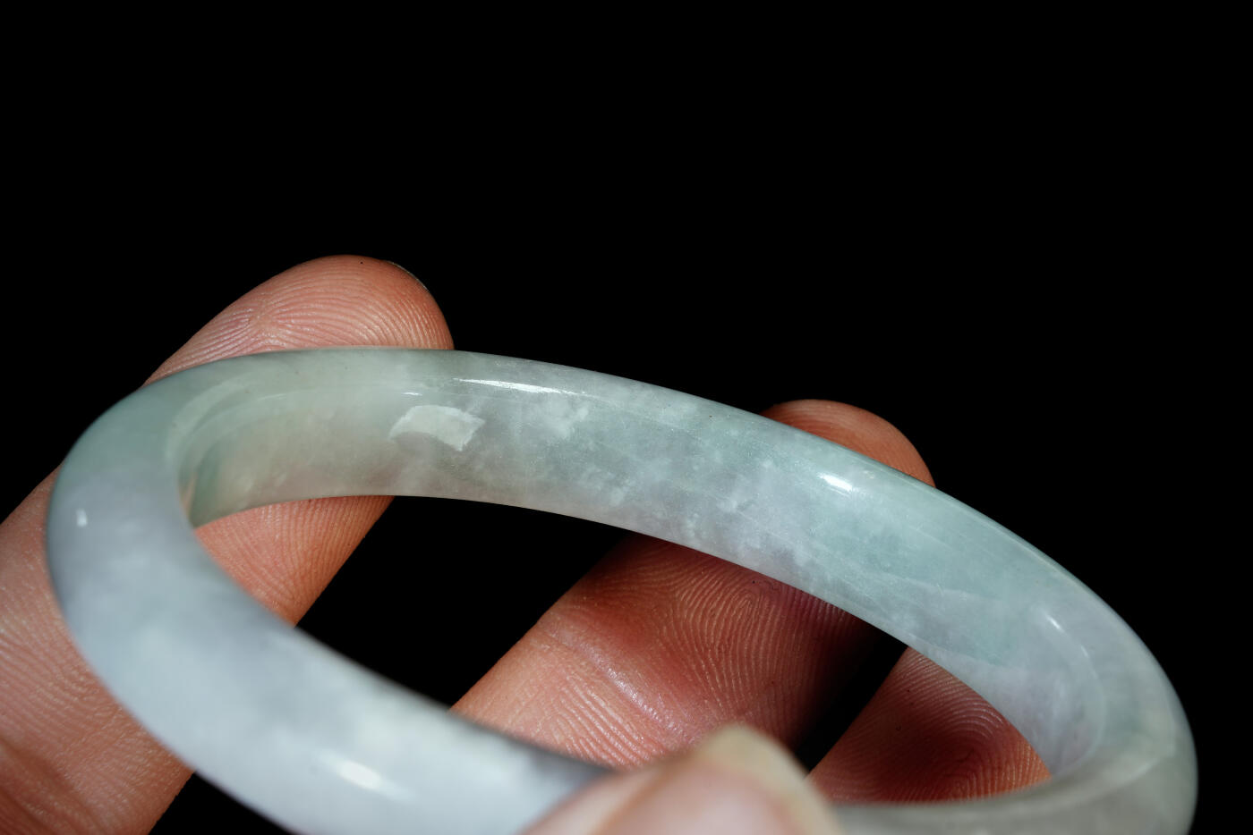 上海都达杂项专场三十一【全场包邮】  天然冰糯种绿花翡翠手镯89-48