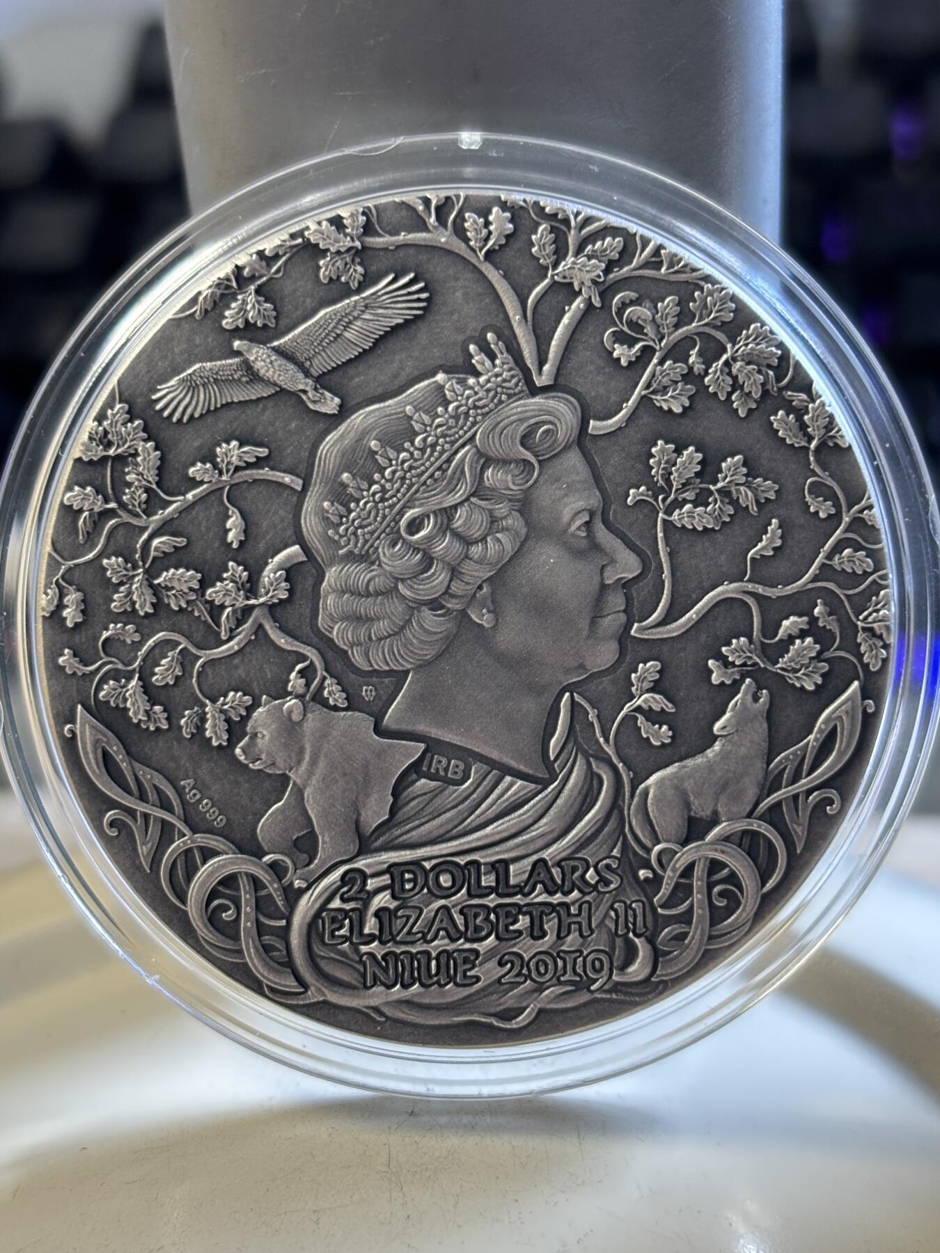 第191期拍卖 纽埃2019斯拉夫神系列2战神斯韦托维德2盎司银币，999银，发行500枚