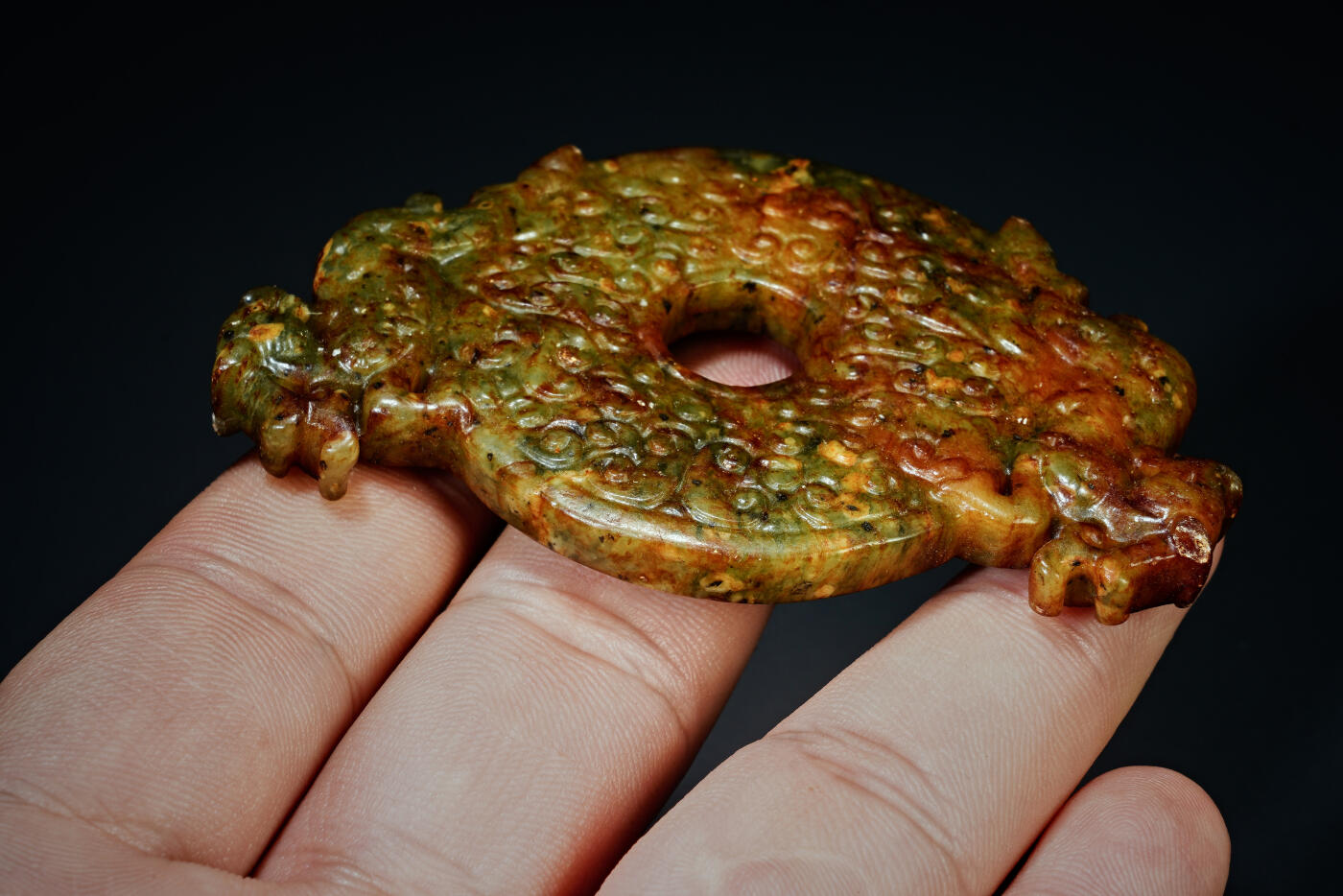 上海都达杂项专场三十一【全场包邮】  古玉双龙玉璧89-85