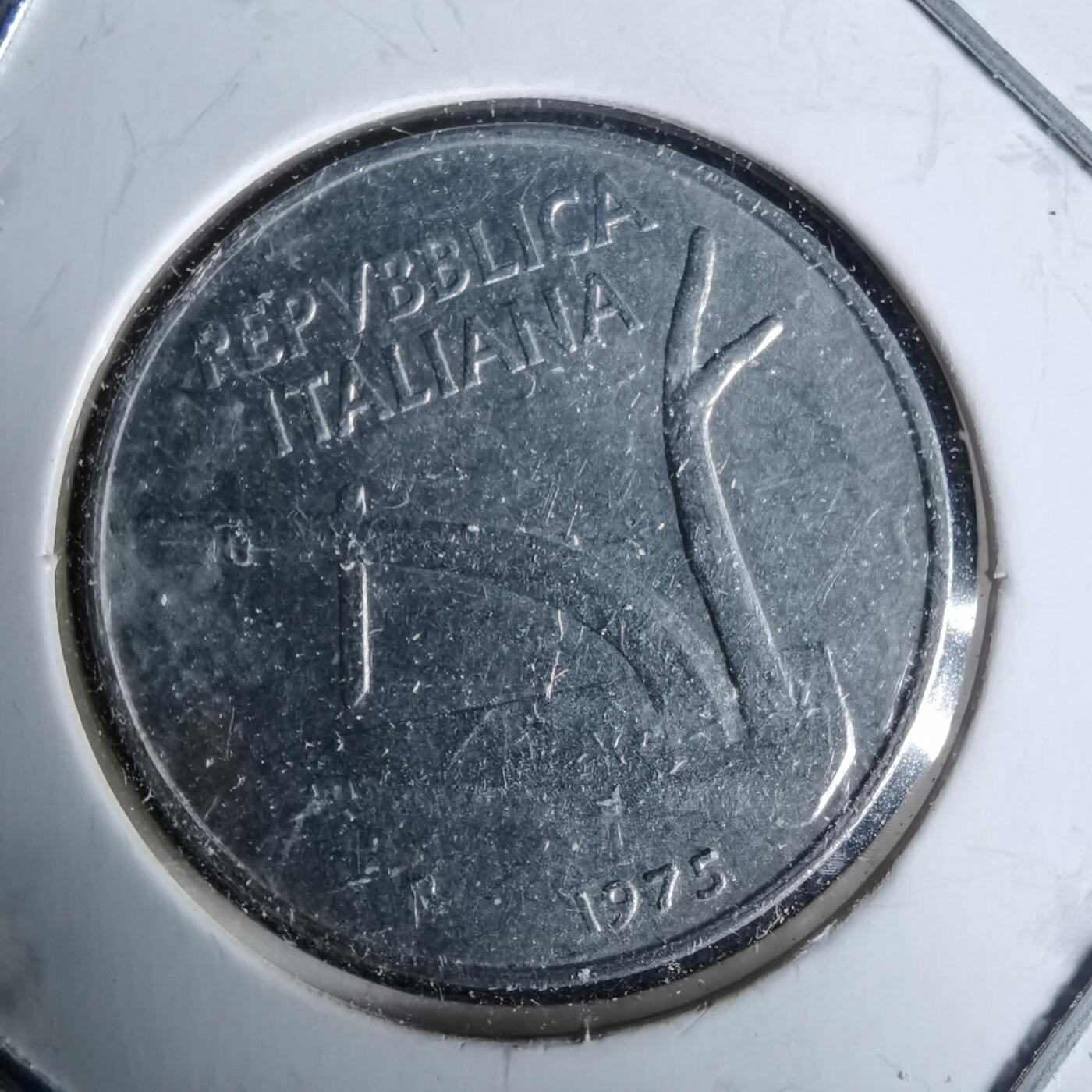 沼泽如烟--第993场 意大利1975年10里拉