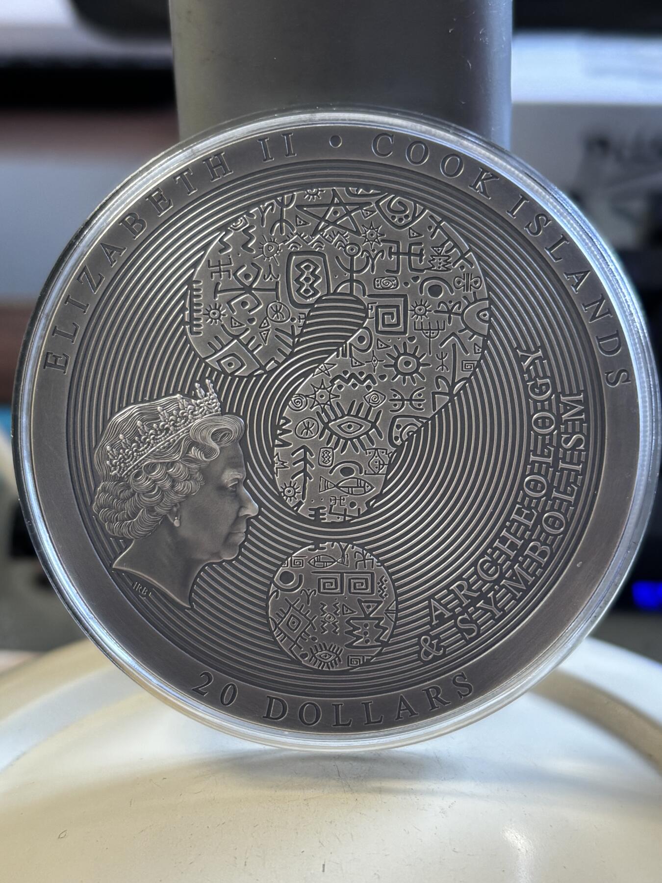 第191期拍卖 库克2022年考古系列图坦卡蒙墓3盎司仿古彩色银币，999银，发行99枚