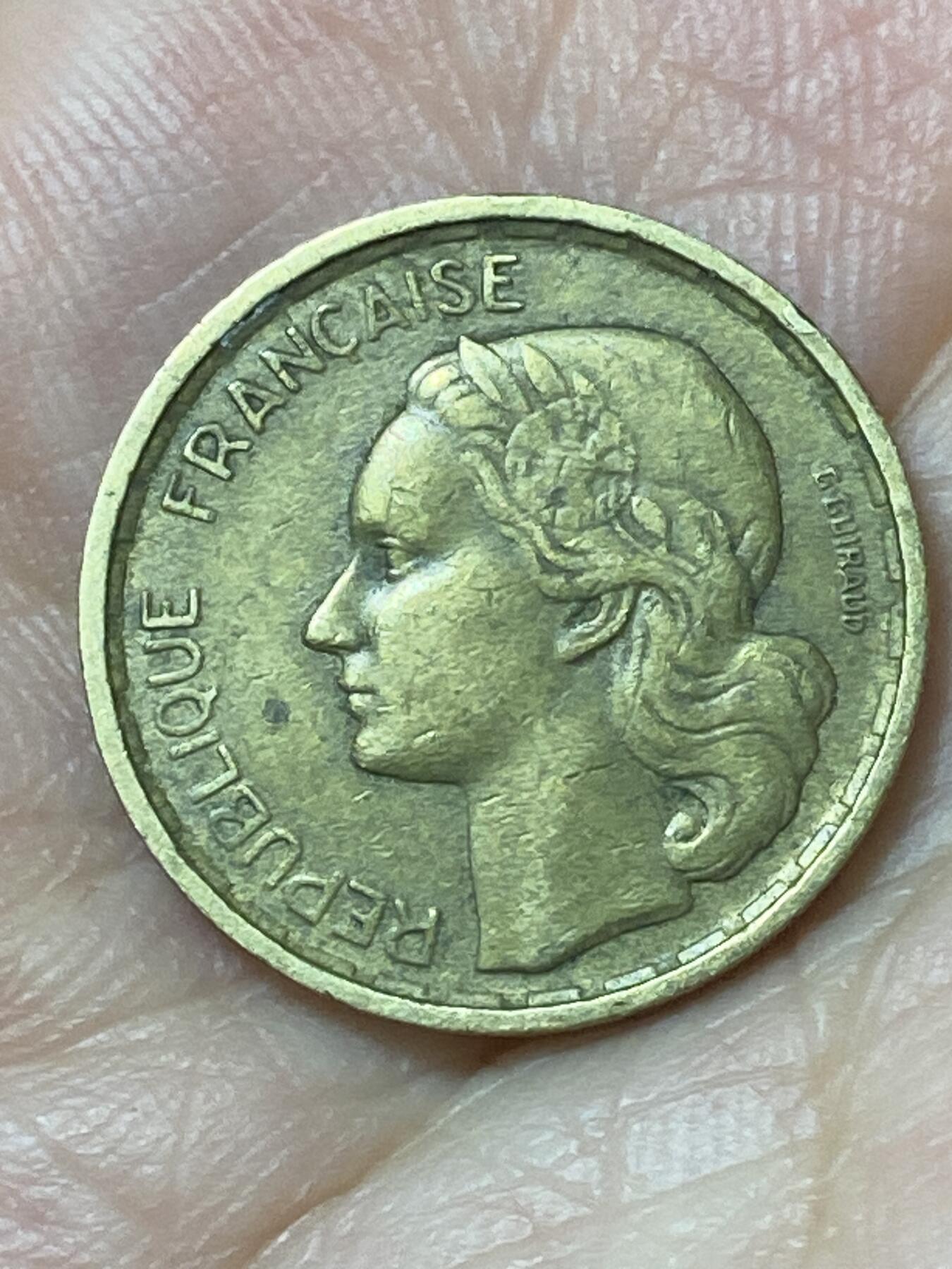 2026年第二十五场(总第一百九十四场）外国好品散币场(免佣金) 法兰西第四共和国1951年10法郎