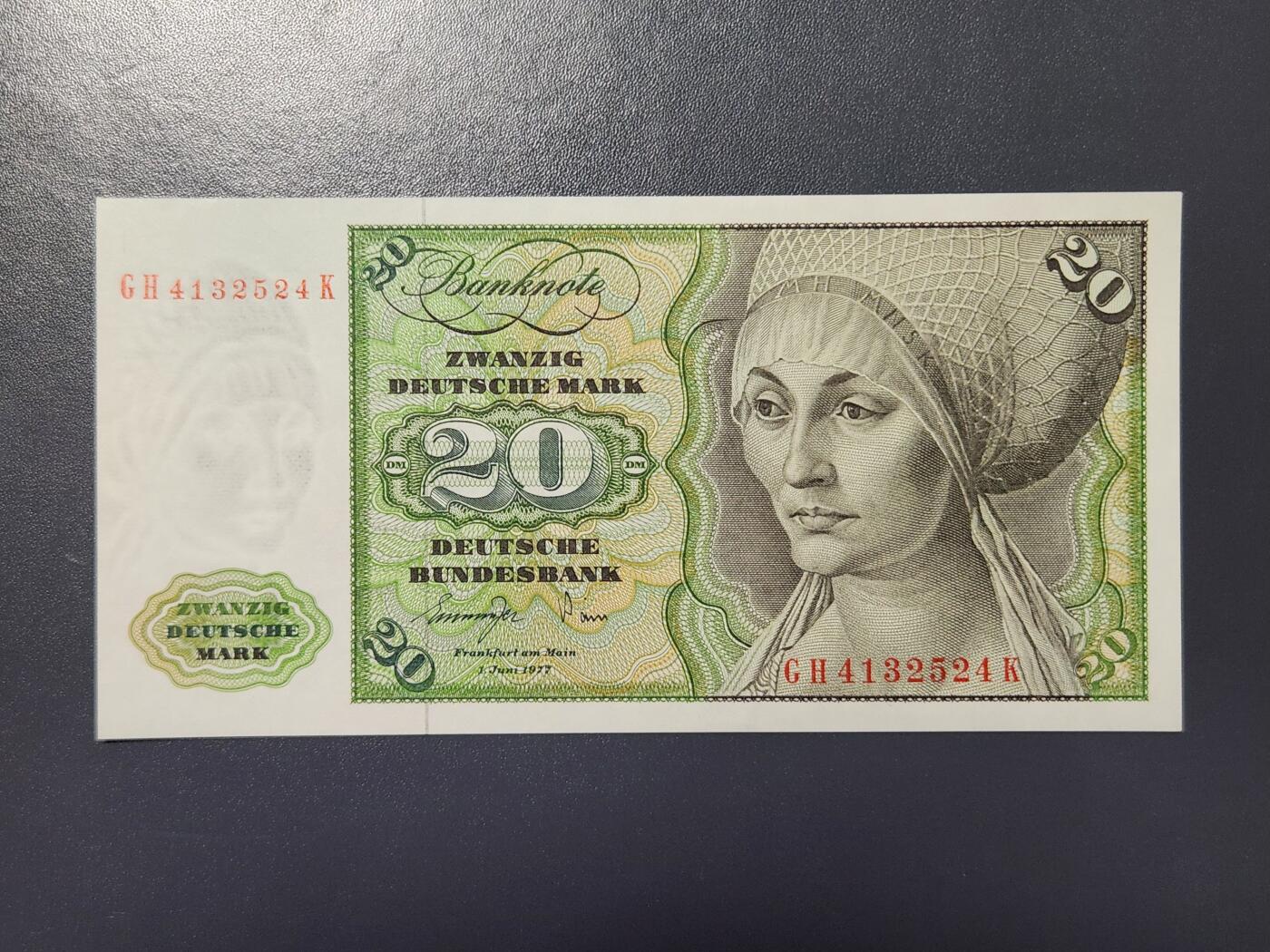 2月13号晚上8点 外国纸币自动截拍第25场