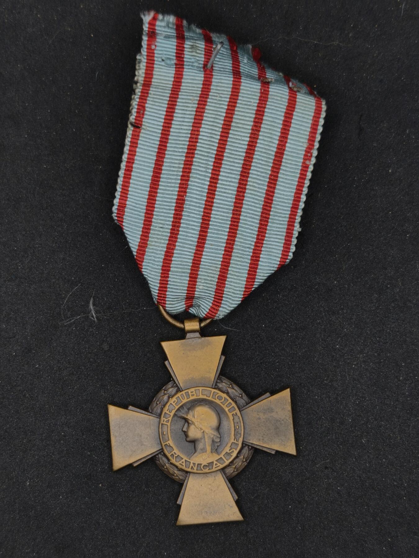 凯旋世界勋赏（第22期新年大拍）（欢迎送拍）（对拍品有疑问请询问客服，不接受到手刀，出价默认拍品品相。请认真阅读拍卖规则！出价默认已认可！）（收到货请录制开箱视频，无视频概不处理问题。）