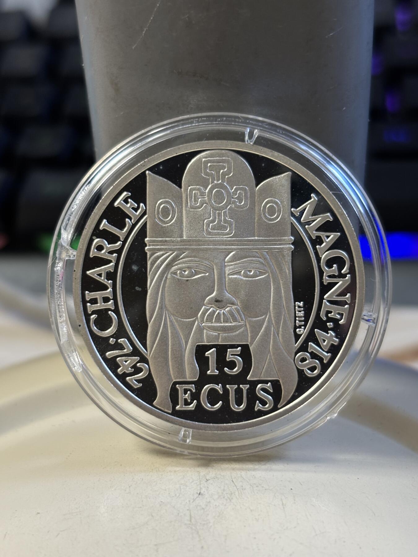 第191期拍卖 获奖法国1990年查理曼大帝100法郎精制纪念银币，900银，22.2克，发行30000枚