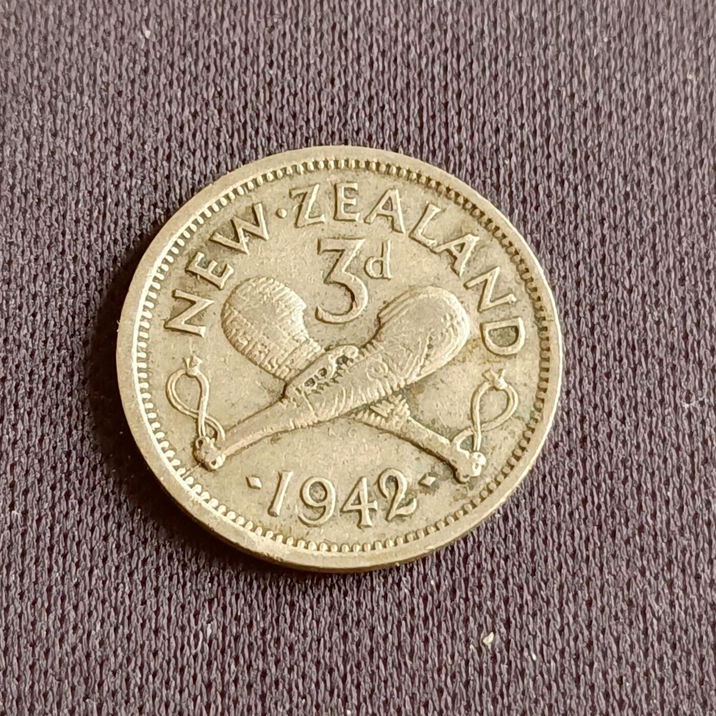 【游宝拍卖】丙午蛇马年第2期 新西兰1942年3便士银币
