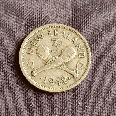 【游宝拍卖】丙午蛇马年第2期 - 新西兰1942年3便士银币