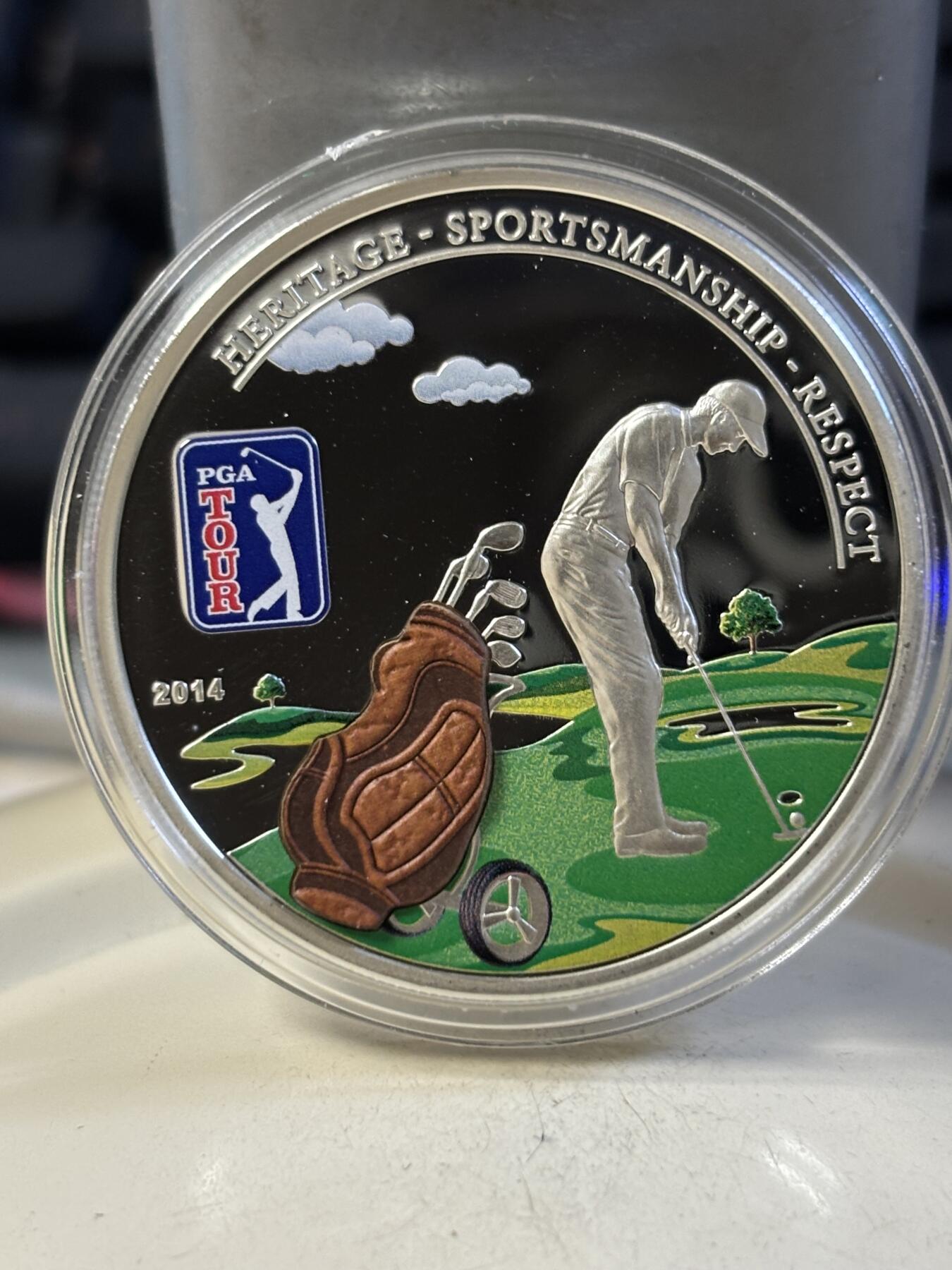 第191期拍卖 库克2014年高尔夫球系列四枚镶球袋彩色银币，925银，20克，发行2500枚