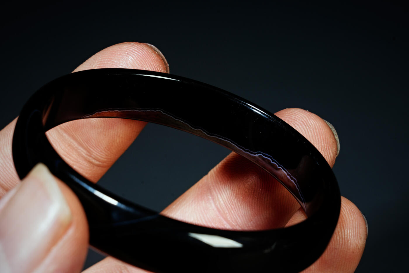 上海都达杂项专场三十一【全场包邮】  天然黑玛瑙手镯 附鉴定证书89-132