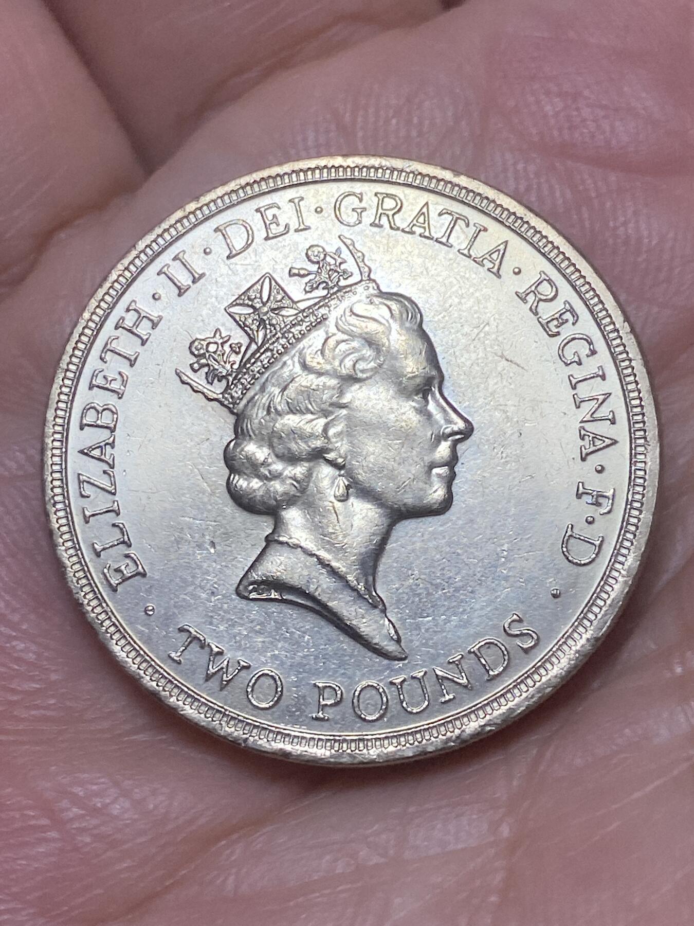 2026年第二十六场(总第一百九十五场）外国好品散币场(免佣金) 英国🇬🇧1986年2英镑(爱丁堡举行第十三届英联邦运动会纪念币)