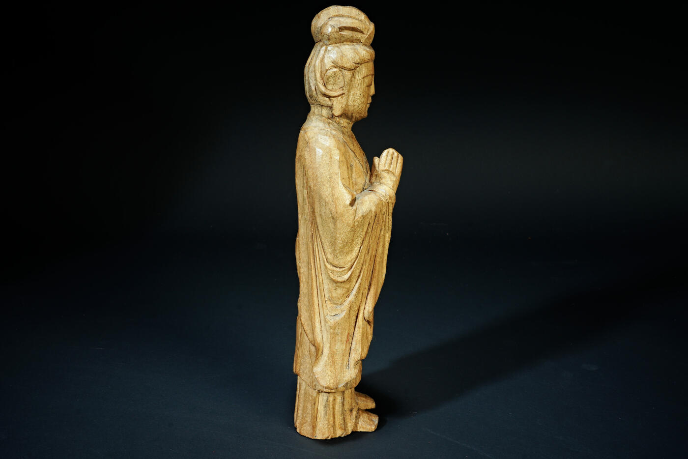 上海都达杂项专场三十一【全场包邮】  樟木合掌观音摆件89-126