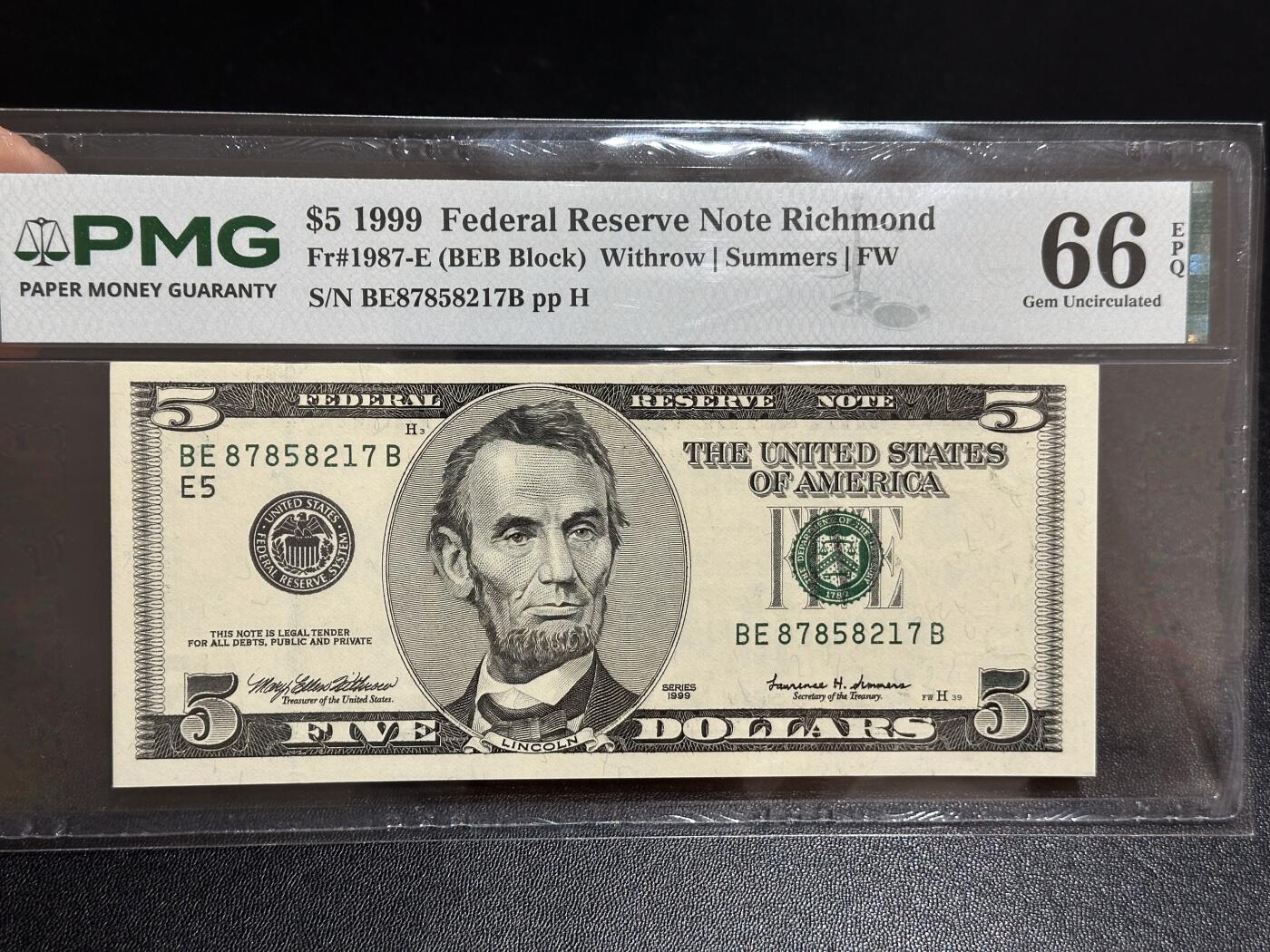 《外钞收藏家》第六百一十一期（农历新年第一场/快递恢复正常再发货）（长期征集拍品、欢迎藏友们联系合作） 1999年美国大头版5美元 PMG66 号码无4