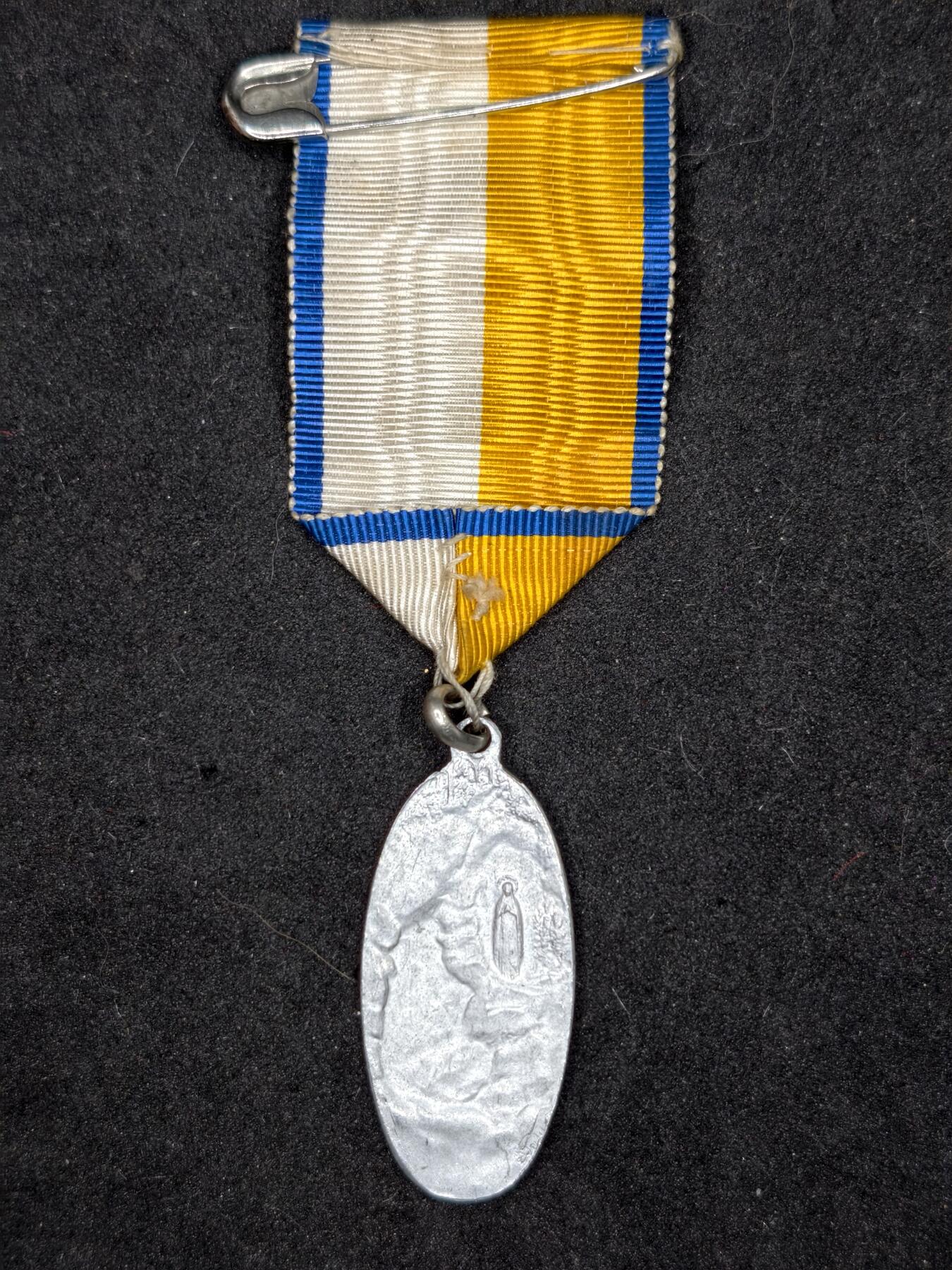 凯旋世界勋赏（持续上新中）（第22期新年大拍）（欢迎送拍）（对拍品有疑问请询问客服，不接受到手刀，出价默认拍品品相。请认真阅读拍卖规则！出价默认已认可！）（收到货请录制开箱视频，无视频概不处理问题。）