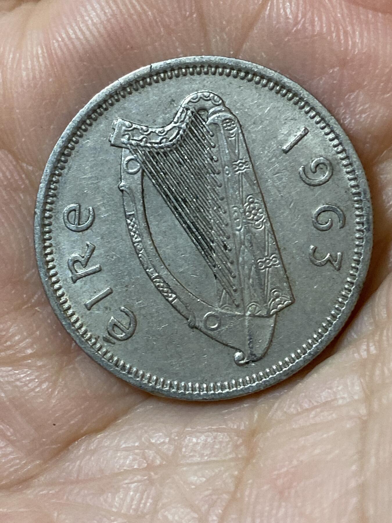 2026年第二十五场(总第一百九十四场）外国好品散币场(免佣金) 爱尔兰🇮🇪1963年1先令(共和国时期第一套第二版)