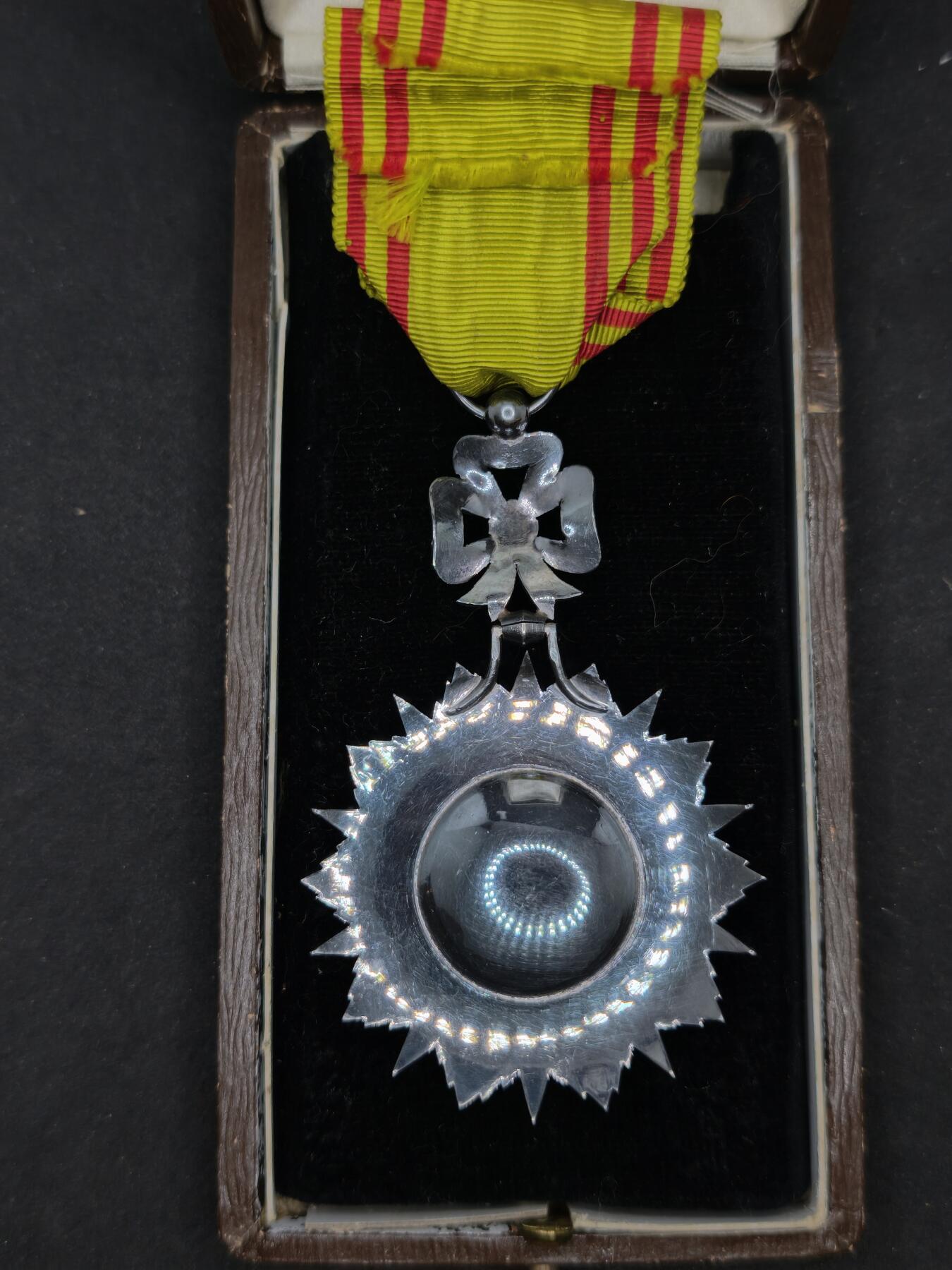 凯旋世界勋赏（持续上新中）（第22期新年大拍）（欢迎送拍）（对拍品有疑问请询问客服，不接受到手刀，出价默认拍品品相。请认真阅读拍卖规则！出价默认已认可！）（收到货请录制开箱视频，无视频概不处理问题。）