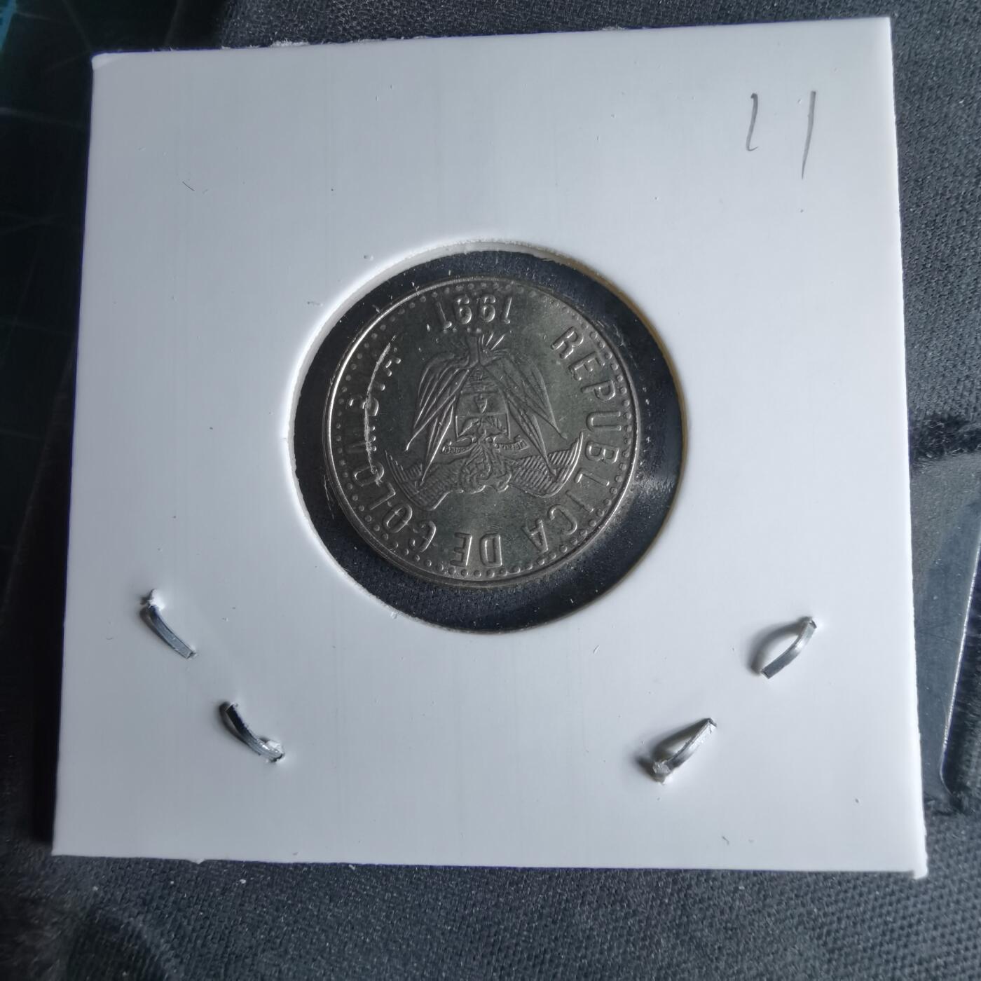 沼泽如烟--第995场 哥伦比亚1991年10比索