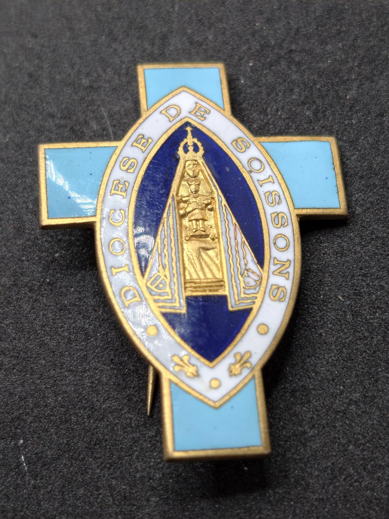 凯旋世界勋赏（第22期新年大拍）（欢迎送拍）（对拍品有疑问请询问客服，不接受到手刀，出价默认拍品品相。请认真阅读拍卖规则！出价默认已认可！）（收到货请录制开箱视频，无视频概不处理问题。）