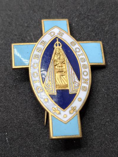 凯旋世界勋赏（第22期新年大拍）（欢迎送拍）（对拍品有疑问请询问客服，不接受到手刀，出价默认拍品品相。请认真阅读拍卖规则！出价默认已认可！）（收到货请录制开箱视频，无视频概不处理问题。） - 。